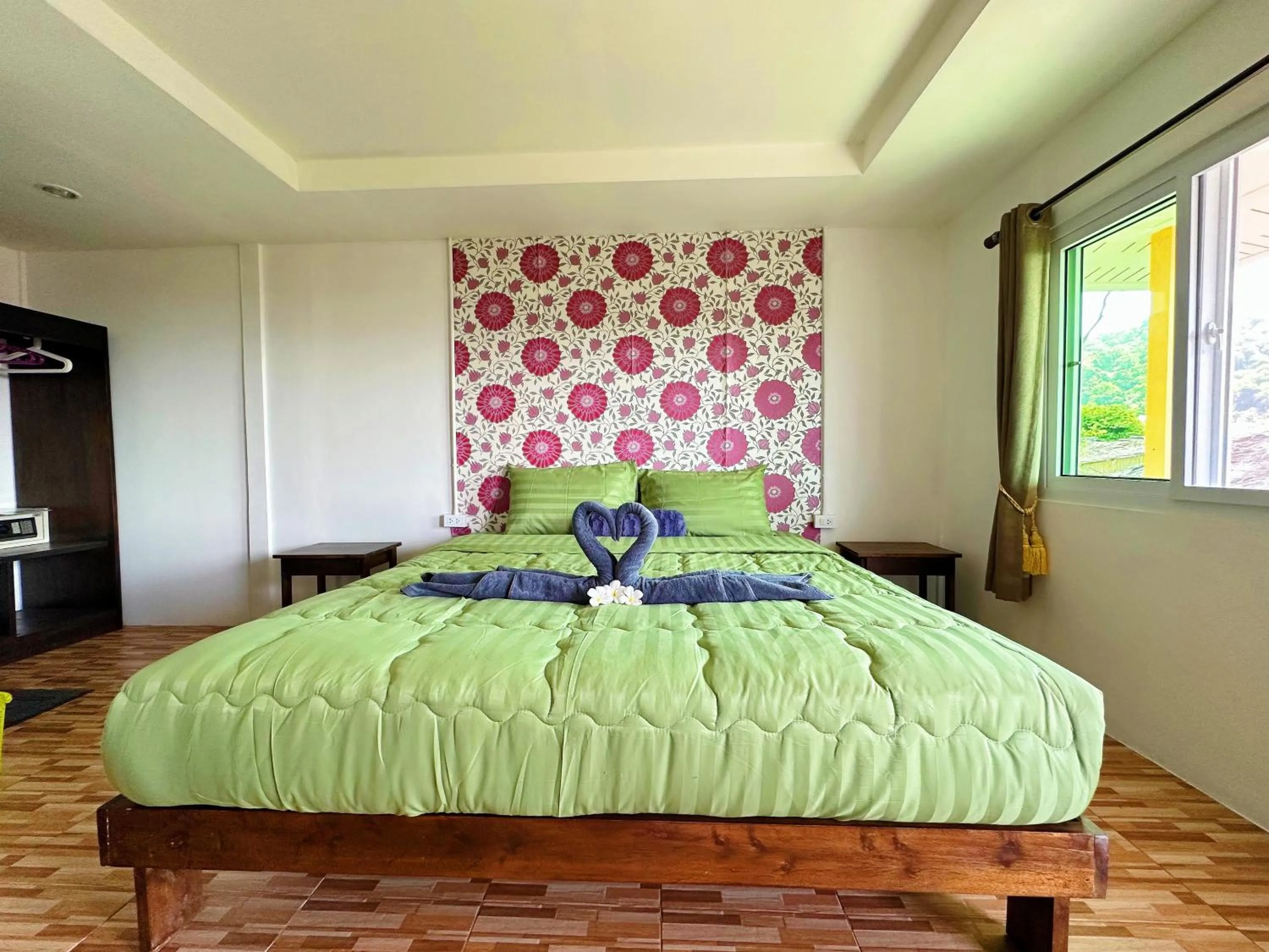 Bed in Cottage Hill at Lanta