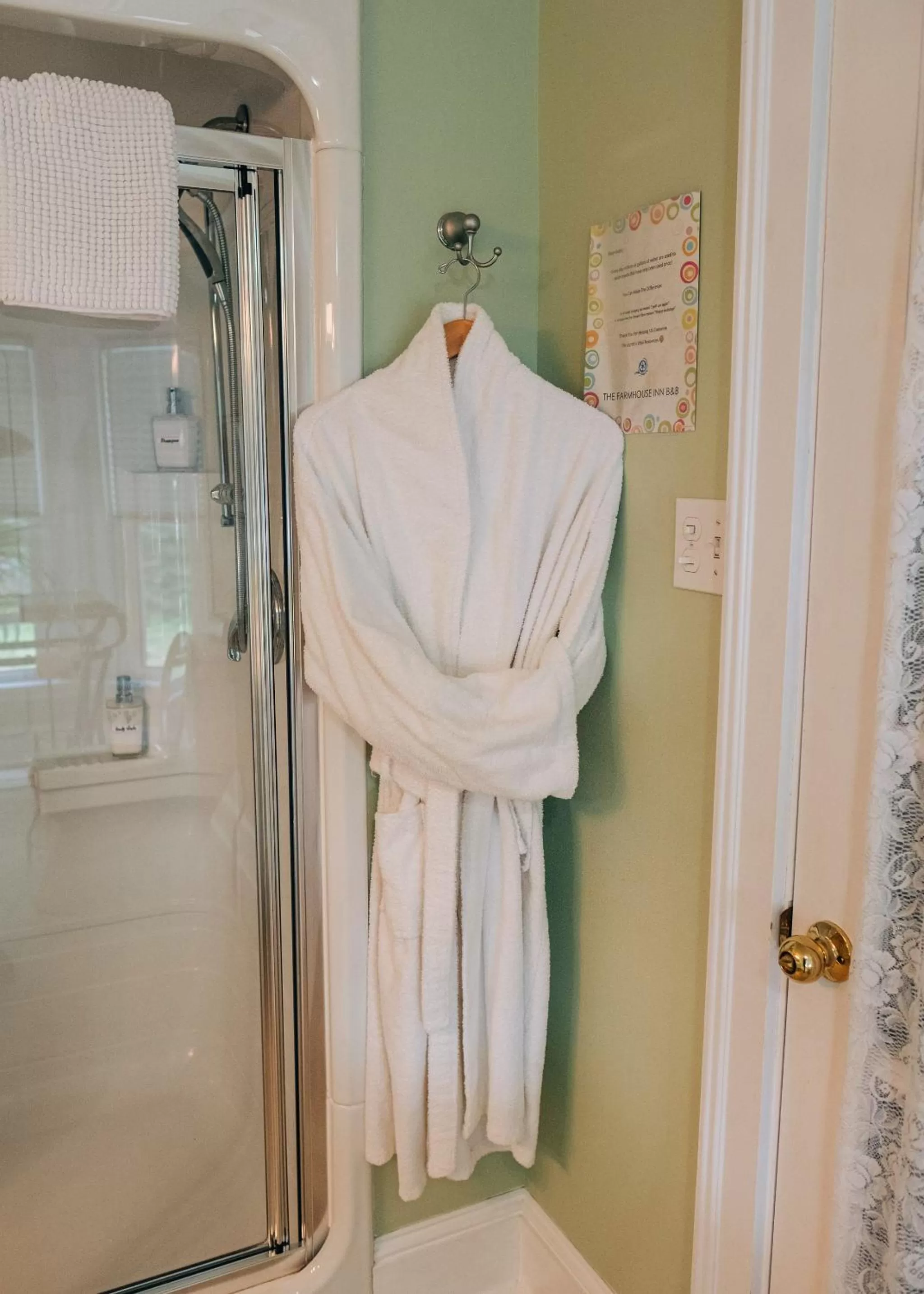 Shower in Farmhouse Inn B&B