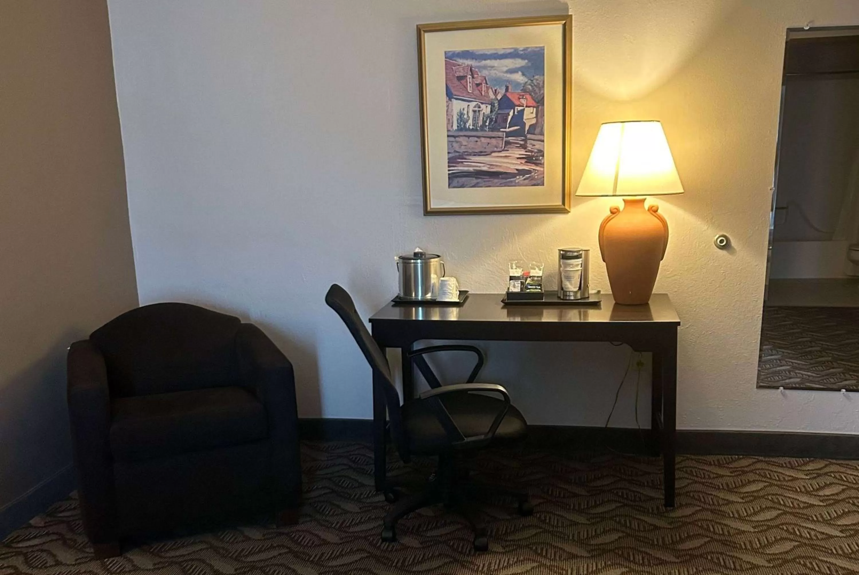 Photo of the whole room in Wyndham Garden Madison Fitchburg