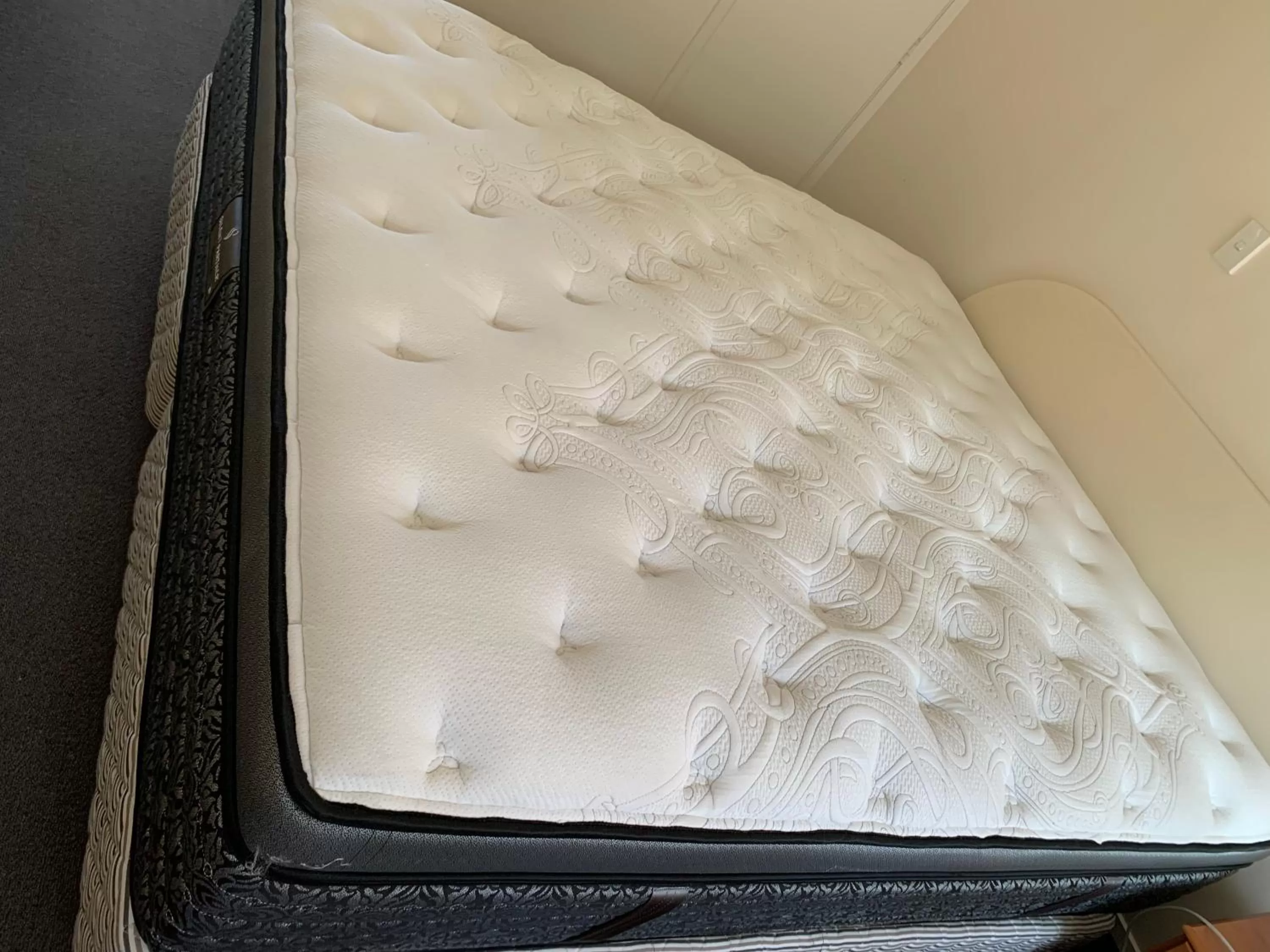 Bed in 755 Regal Court Motel