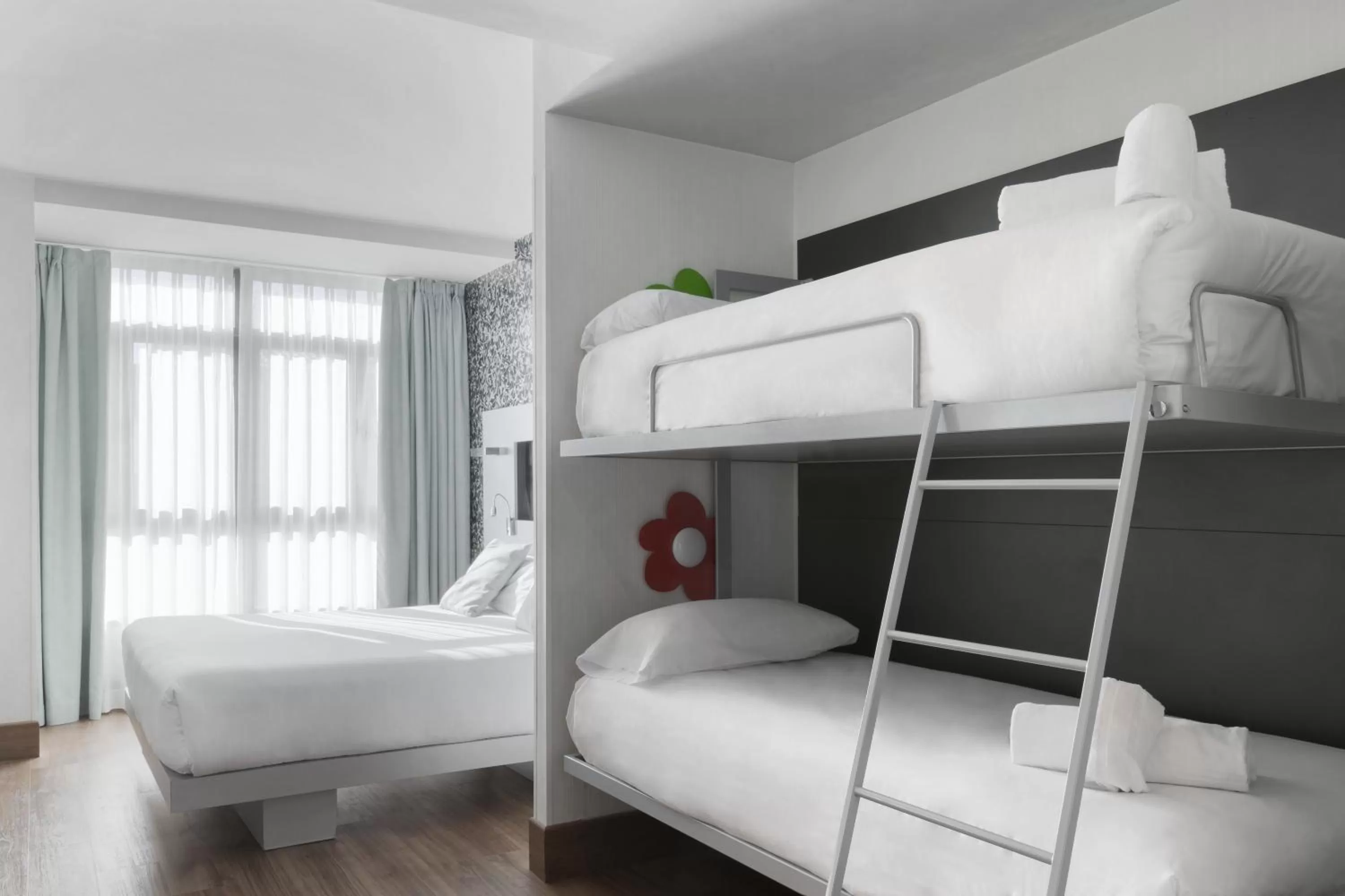 Bedroom, Bed in Petit Palace Plaza Mayor