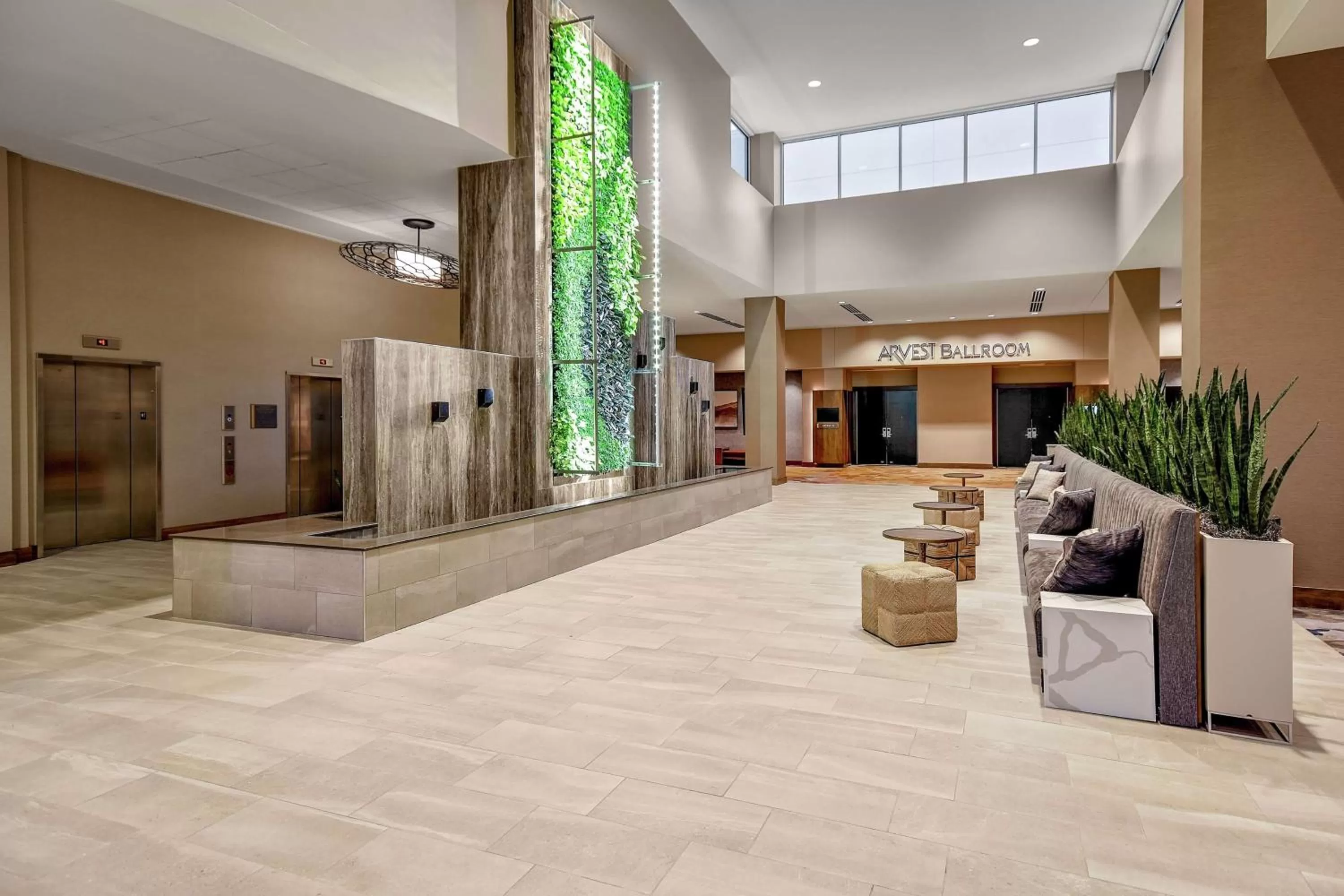 Lobby or reception in Embassy Suites by Hilton Jonesboro Red Wolf Convention Center