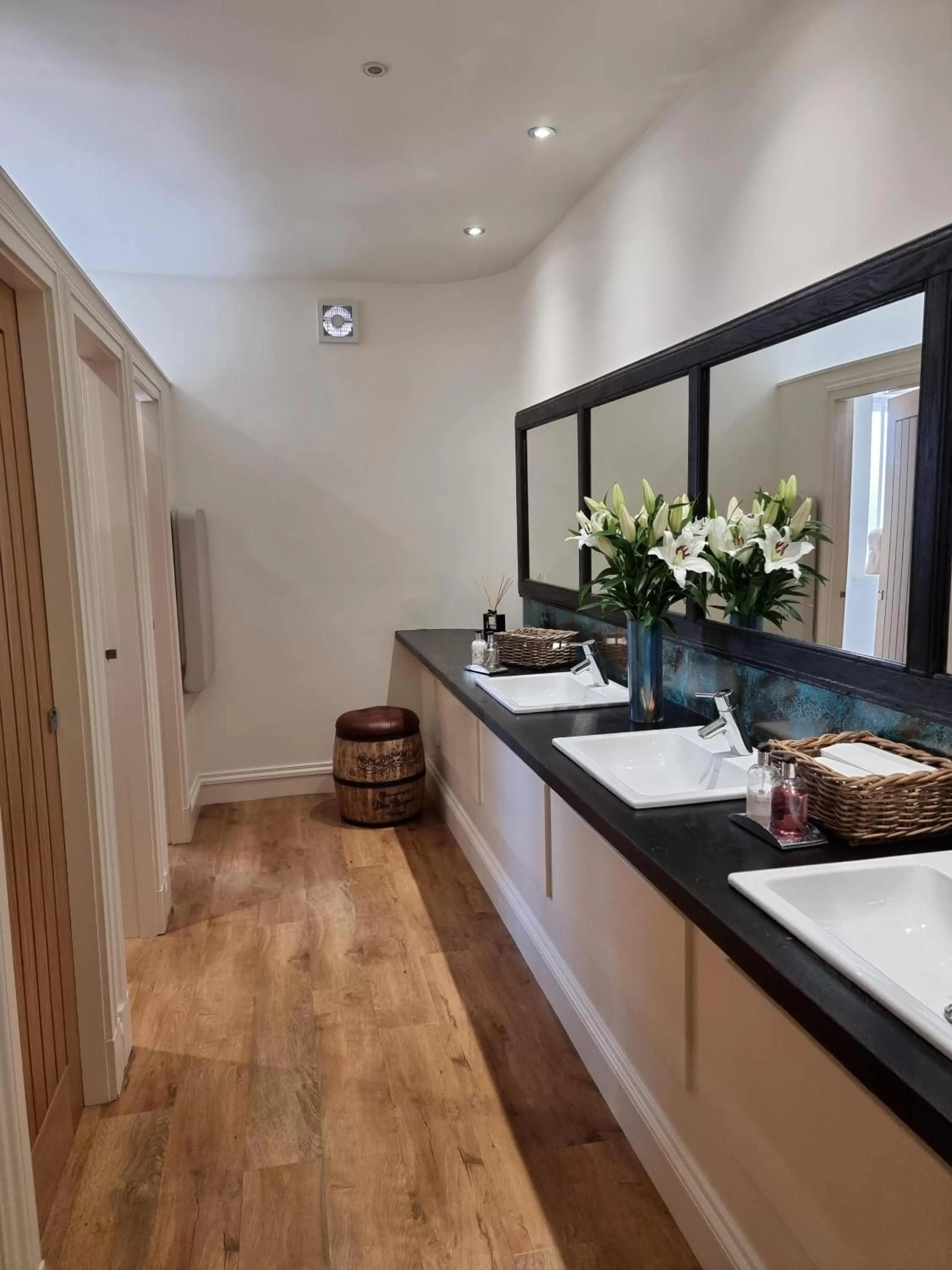 Neighbourhood in Black Bull