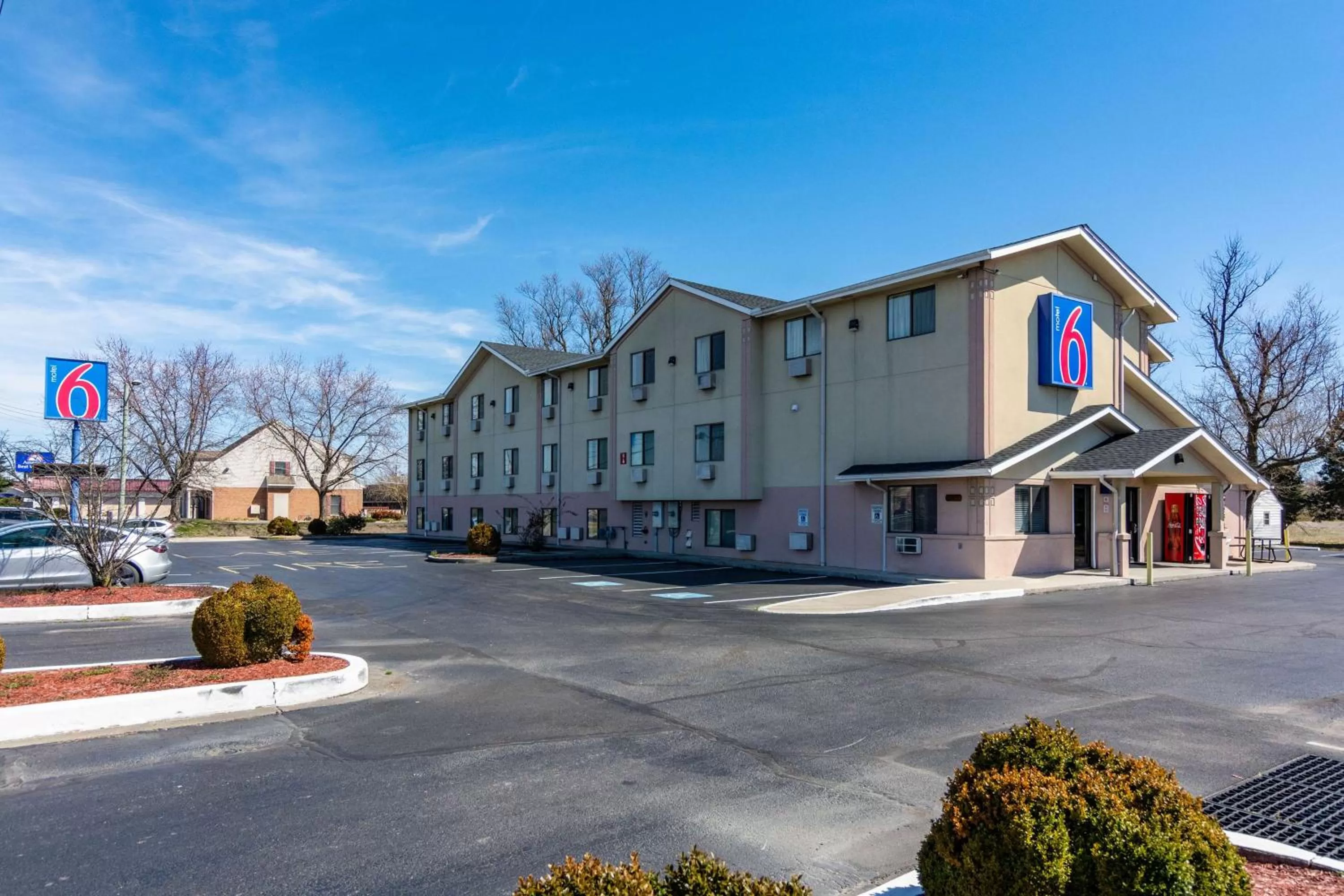 Property building in Motel 6-Salisbury, MD