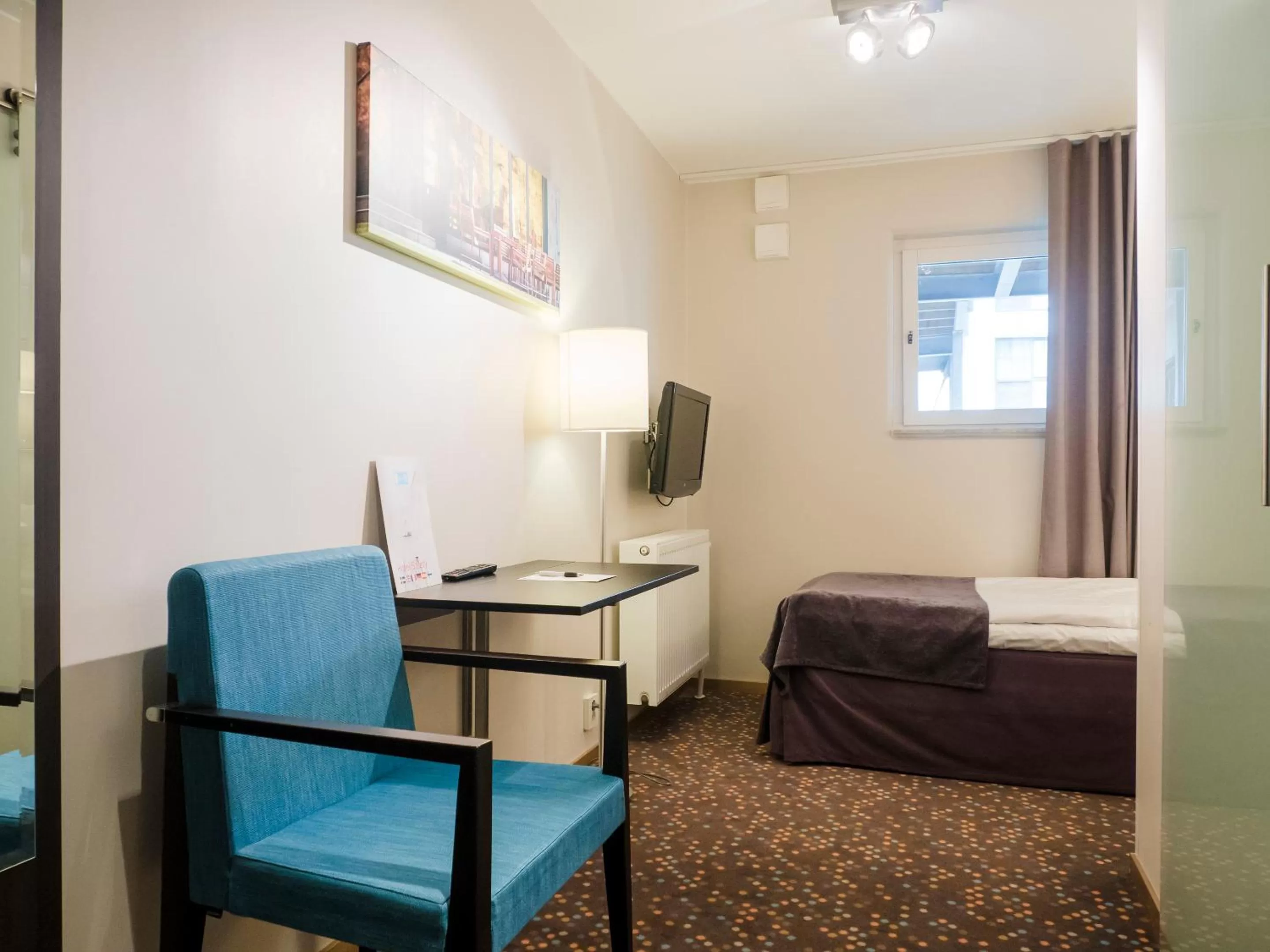 Bed in Finn Apartments