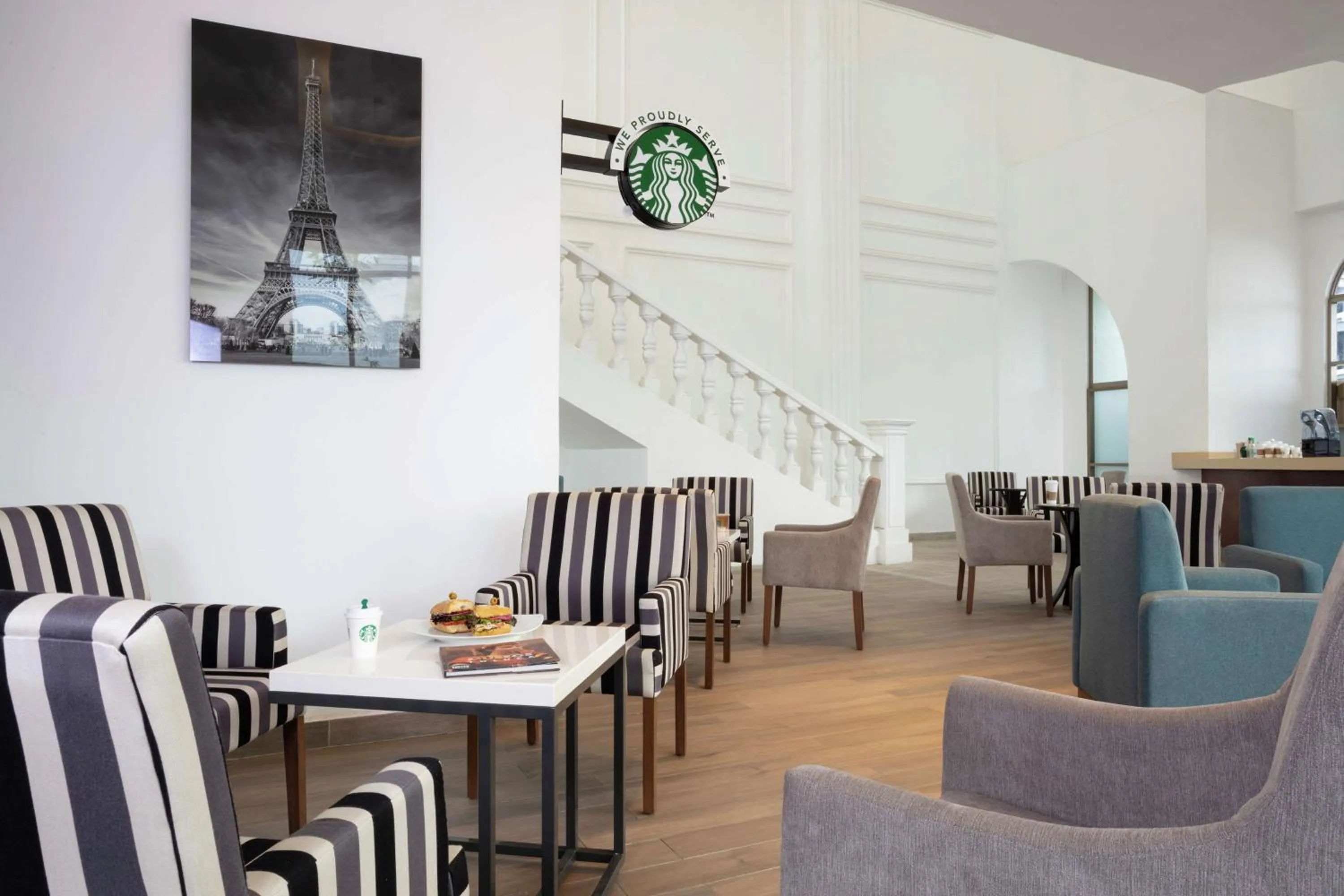 Restaurant/places to eat in Doubletree By Hilton Toluca