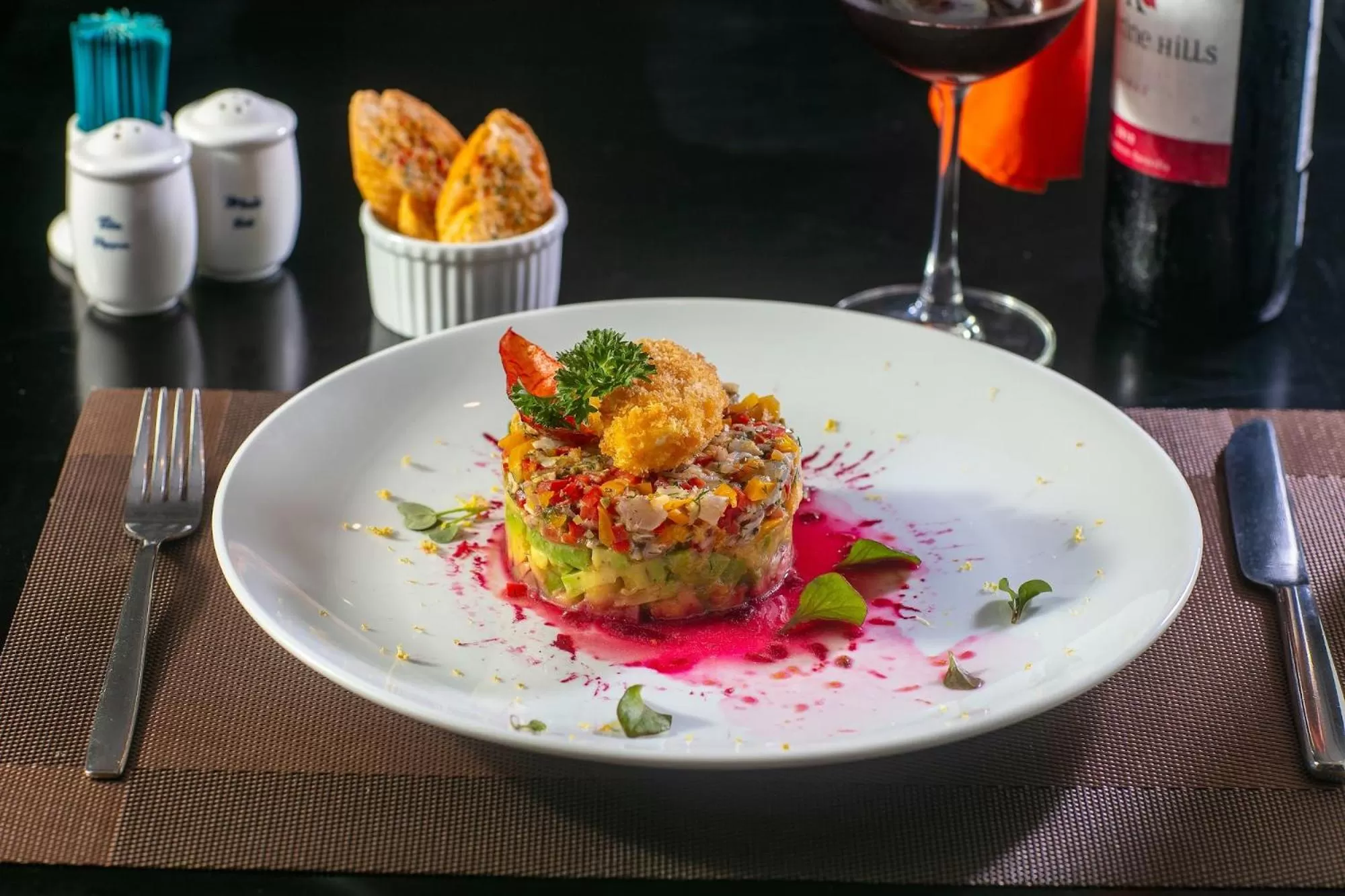 Restaurant/places to eat in La Charm Hoi An Hotel & Spa