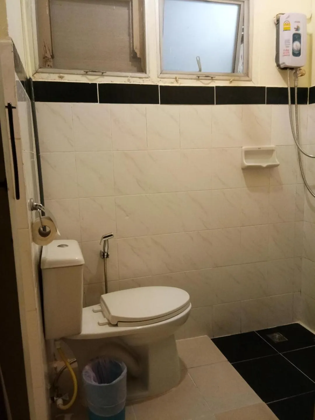 Bathroom in Manee Cool Mueang