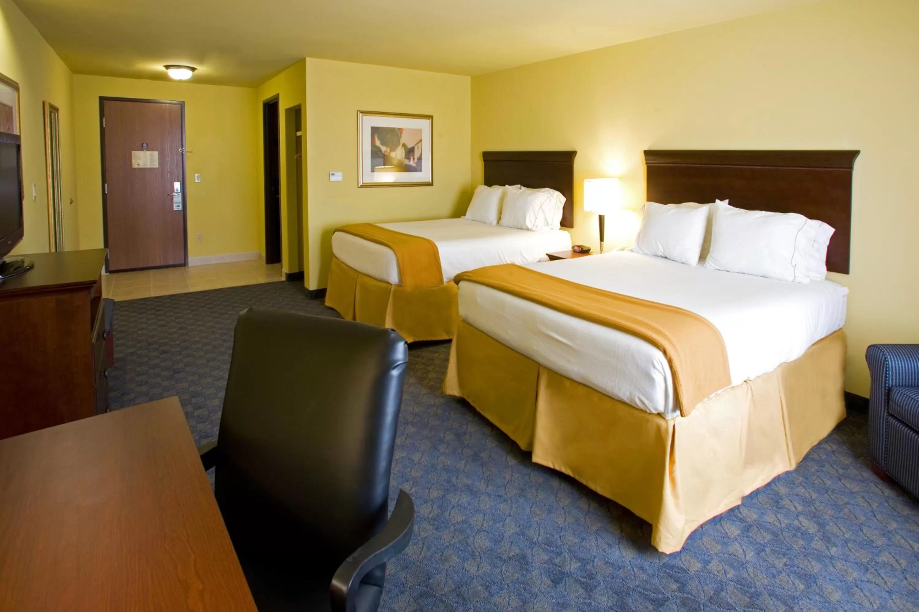 Bed in Holiday Inn Express & Suites, Corpus Christi NW, Calallen by IHG