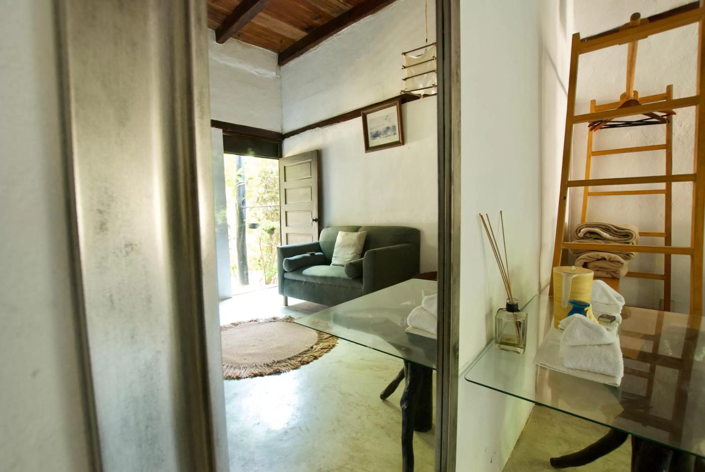 Bedroom, TV/Entertainment Center in Hotel Zulum