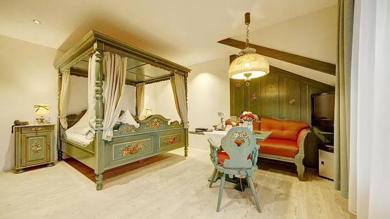 Bed in Wellness-Hotel Talblick