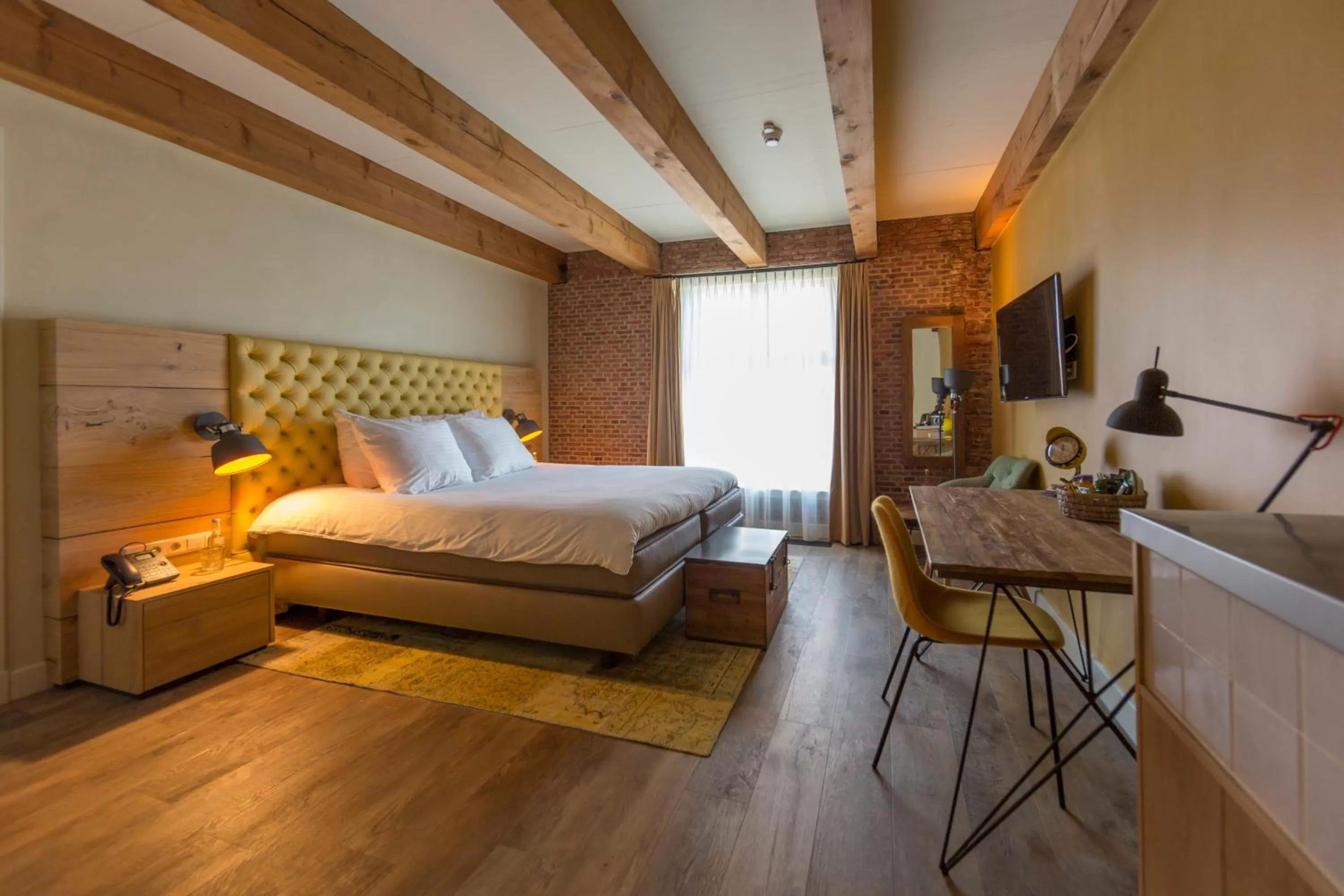 Bedroom, Bed in Van Rossum Stadshotel Woerden