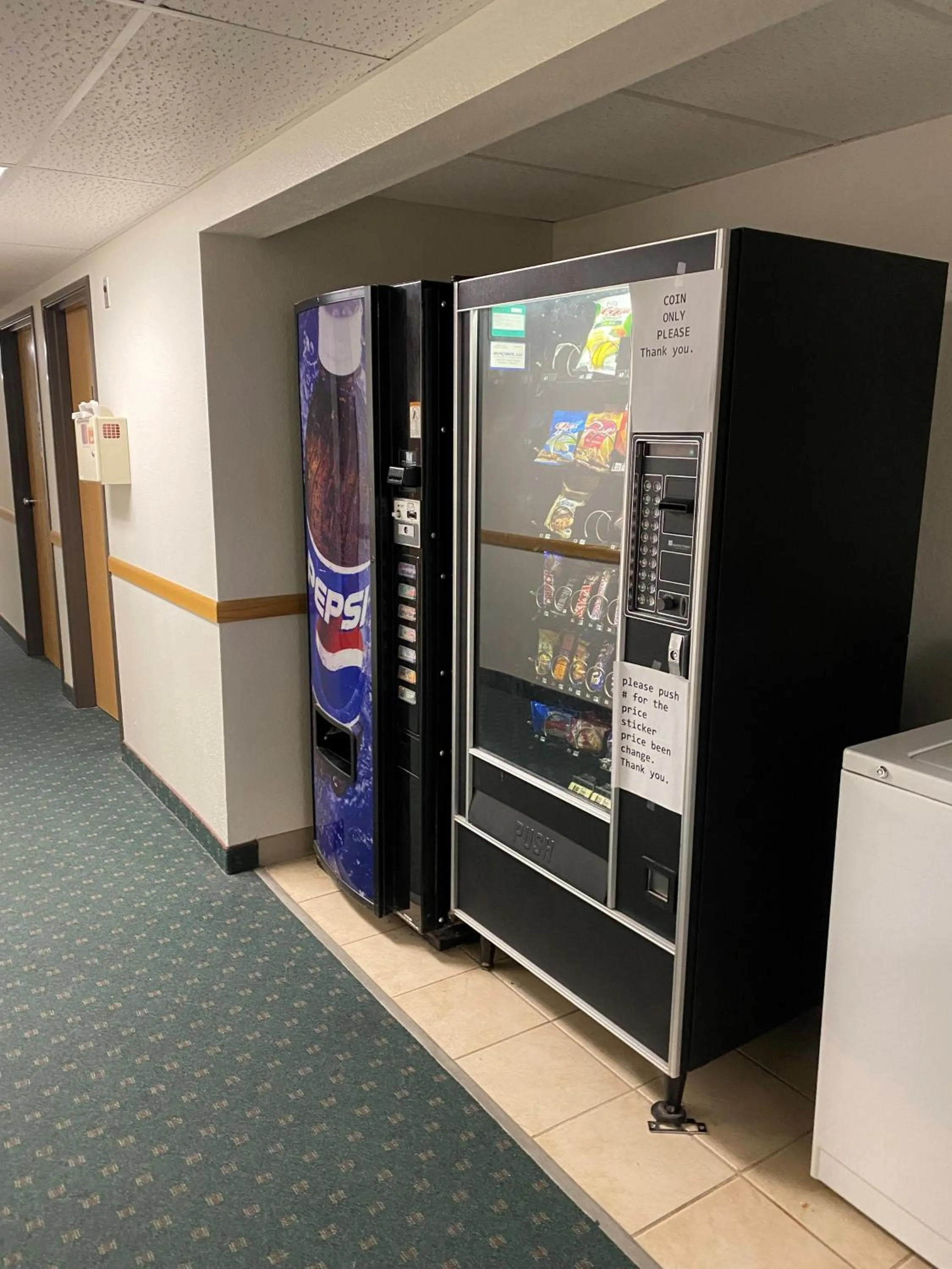 vending machine in Super 8 by Wyndham Dewitt