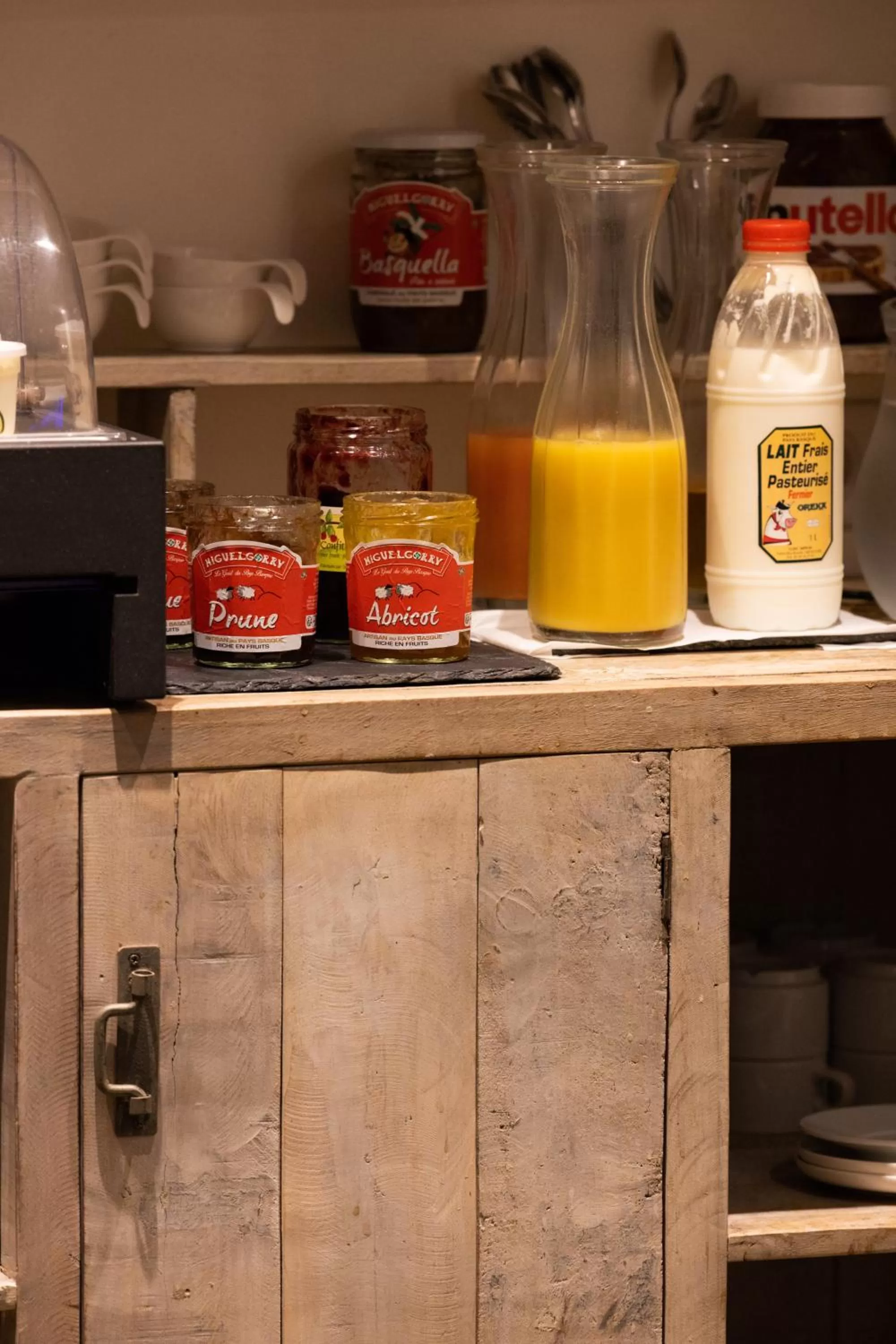 Food and drinks in Hotel Residence Alaïa