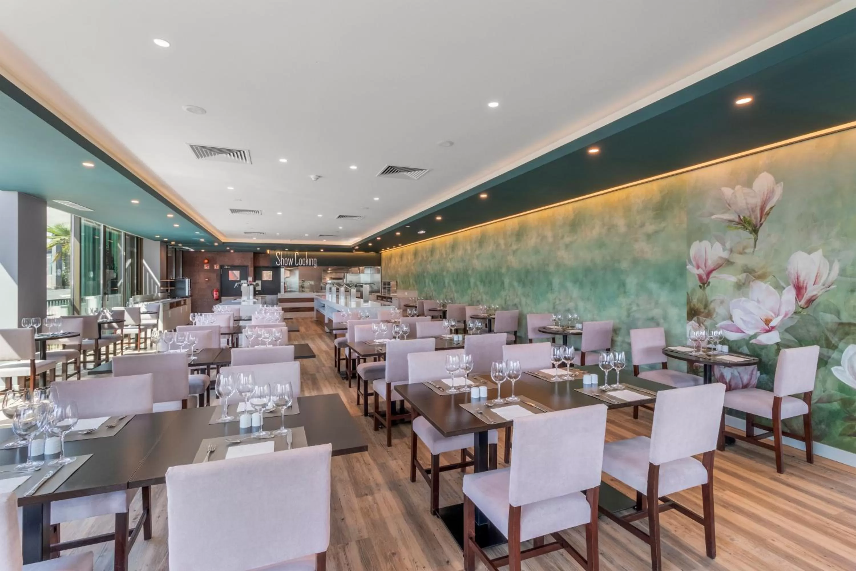 Restaurant/places to eat in Enotel Magnólia