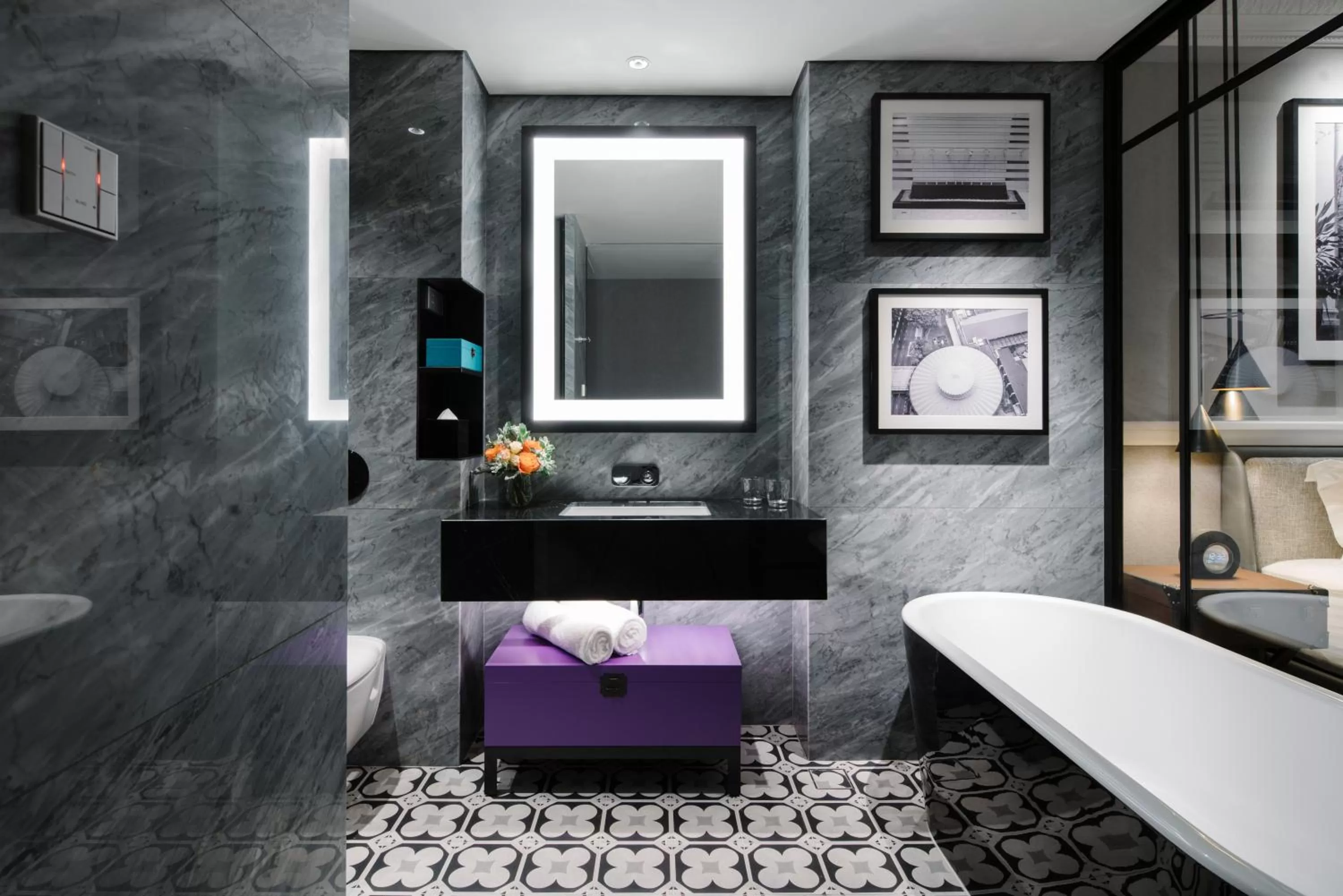 Toilet, Bed in Grand Park City Hall