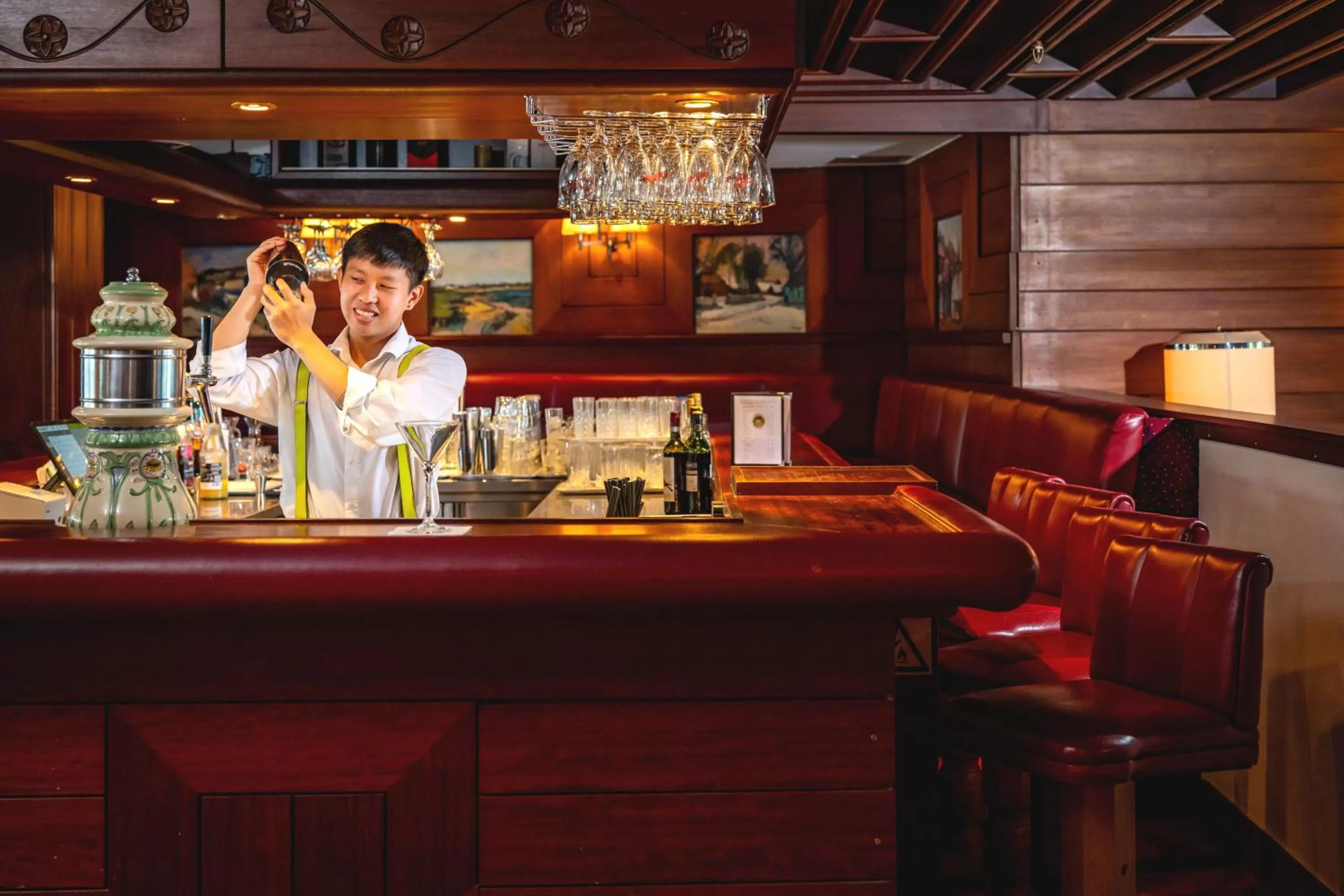 Lounge or bar in AHORN Harz Hotel Braunlage