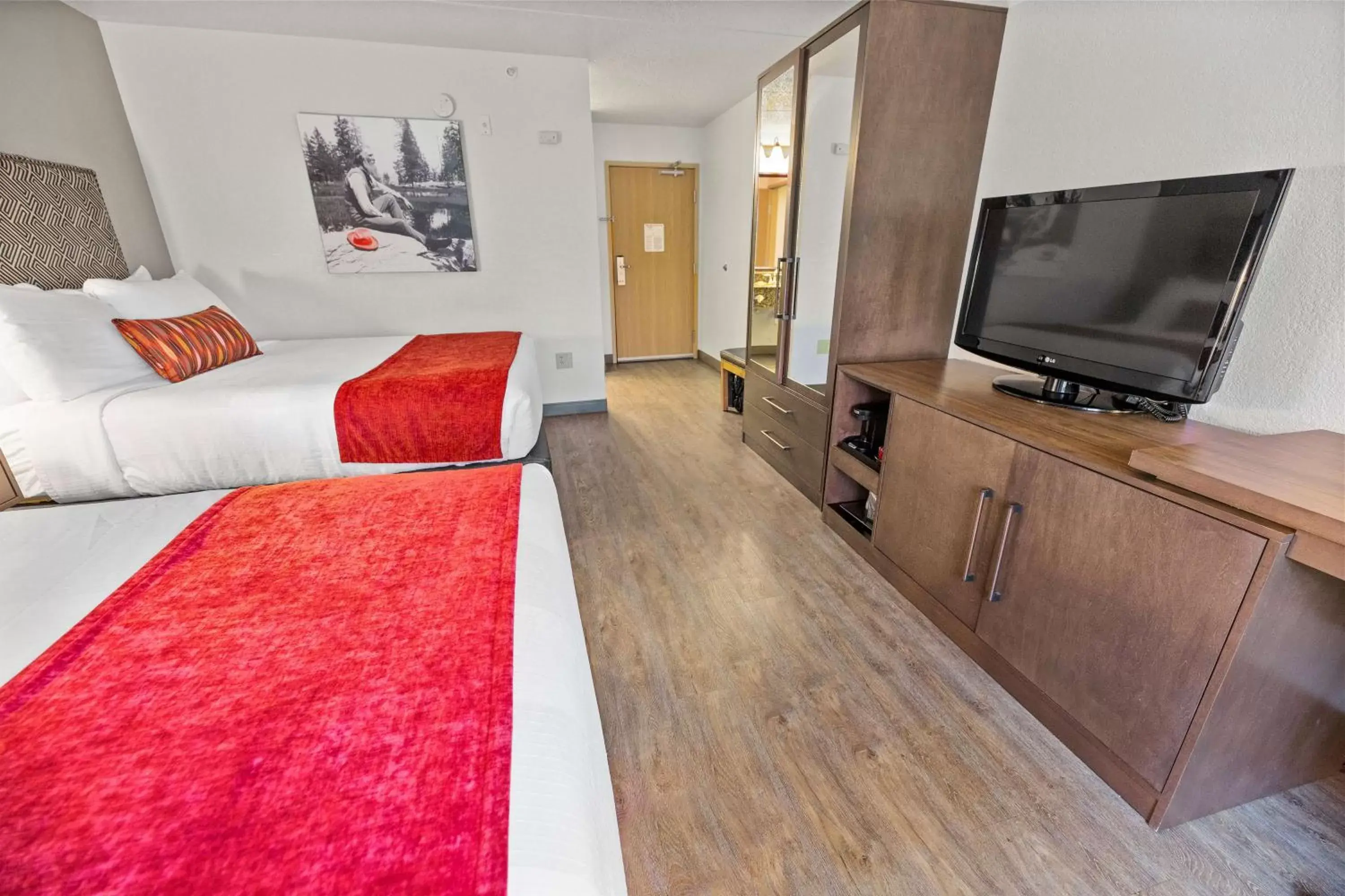 Queen Room with Two Queen Beds - Pet-Friendly/Non-Smoking in Best Western Plus McCall Lodge and Suites Queen Room with Two Queen Beds - Pet-Friendly/Non-Smoking in Best Western Plus McCall Lodge and Suites