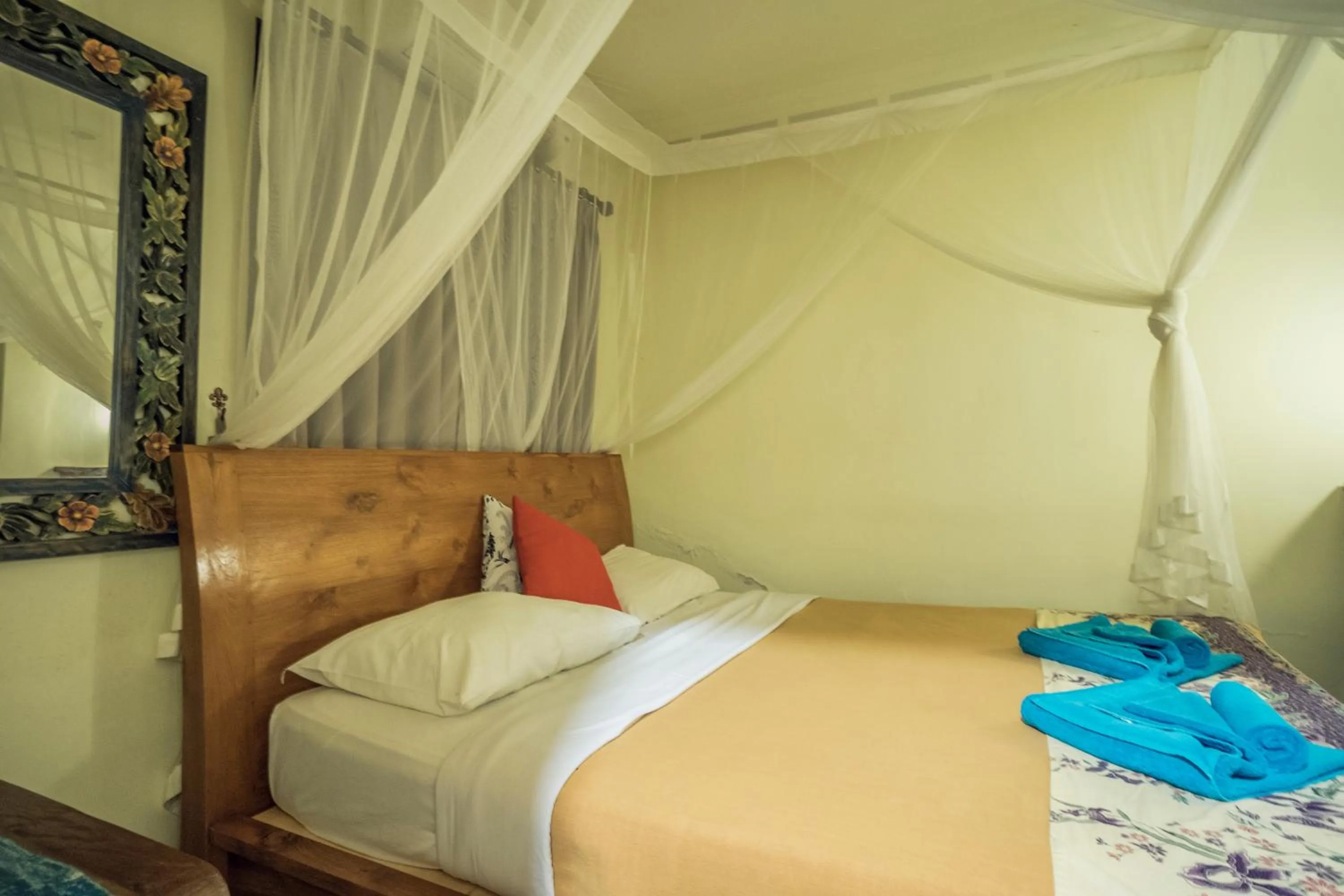 Bedroom, Bed in Gajah Biru Bungalows