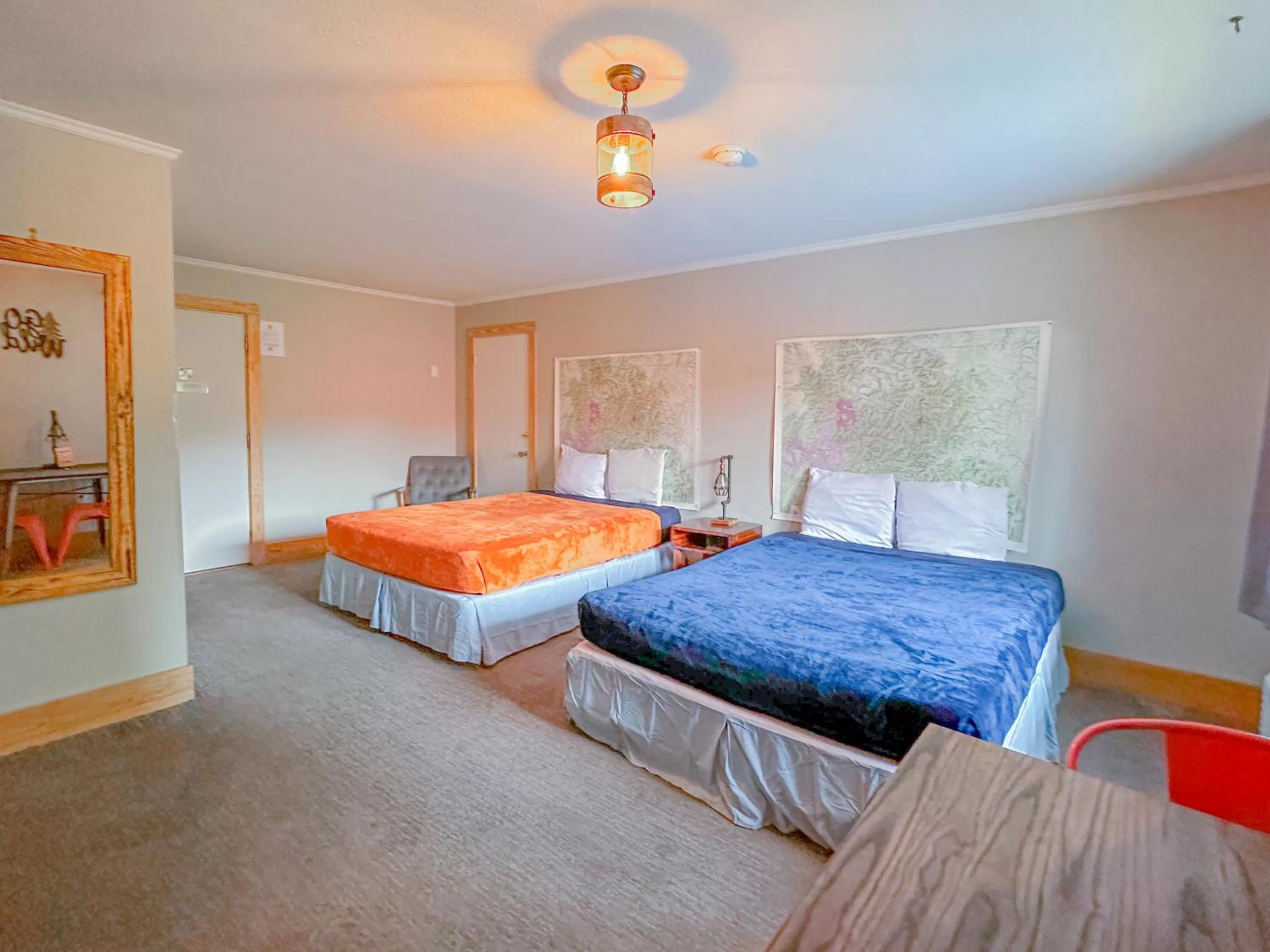 Bed in The Wanderoo Lodge