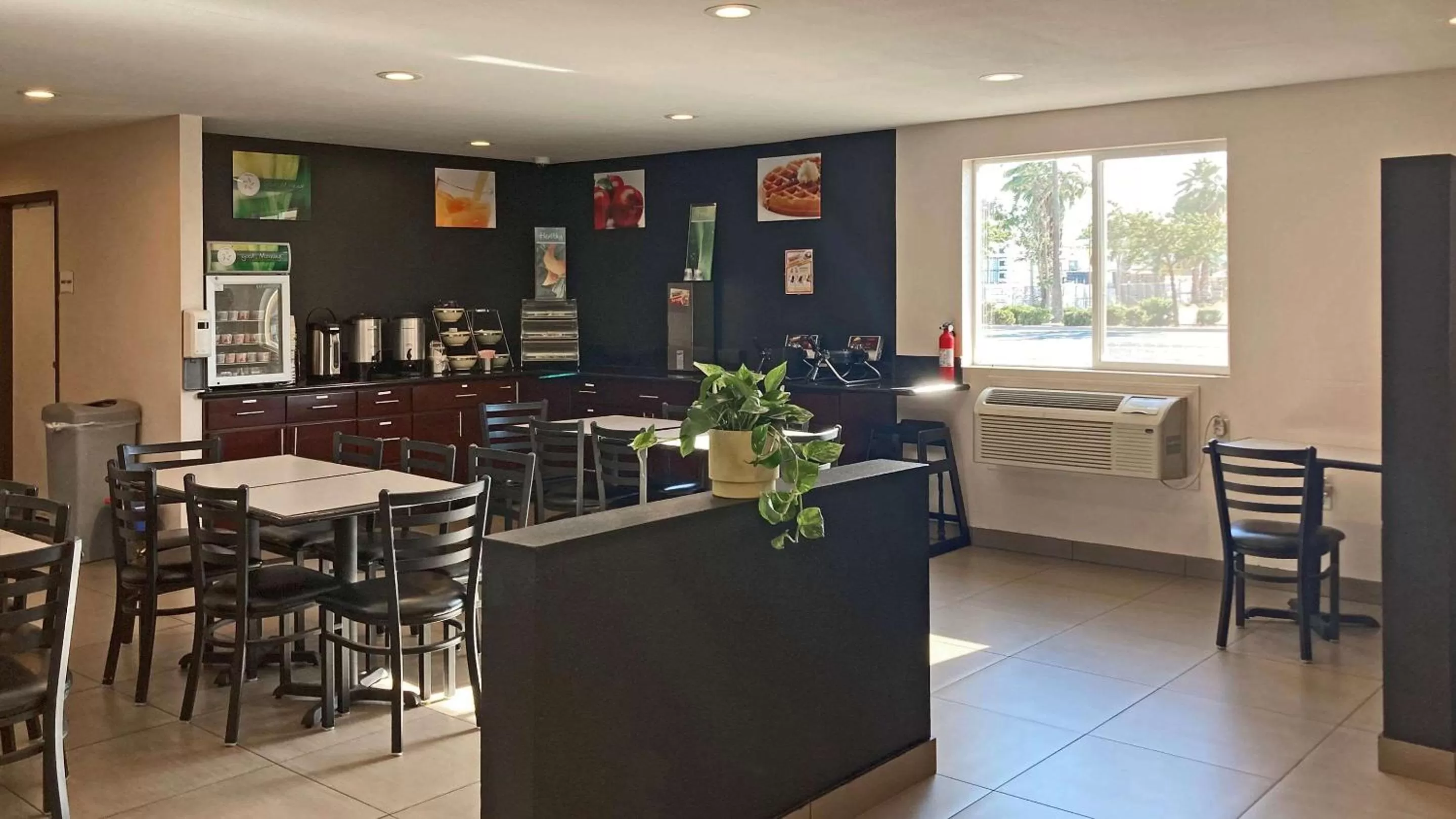 Seating area in Quality Inn & Suites near Downtown Bakersfield