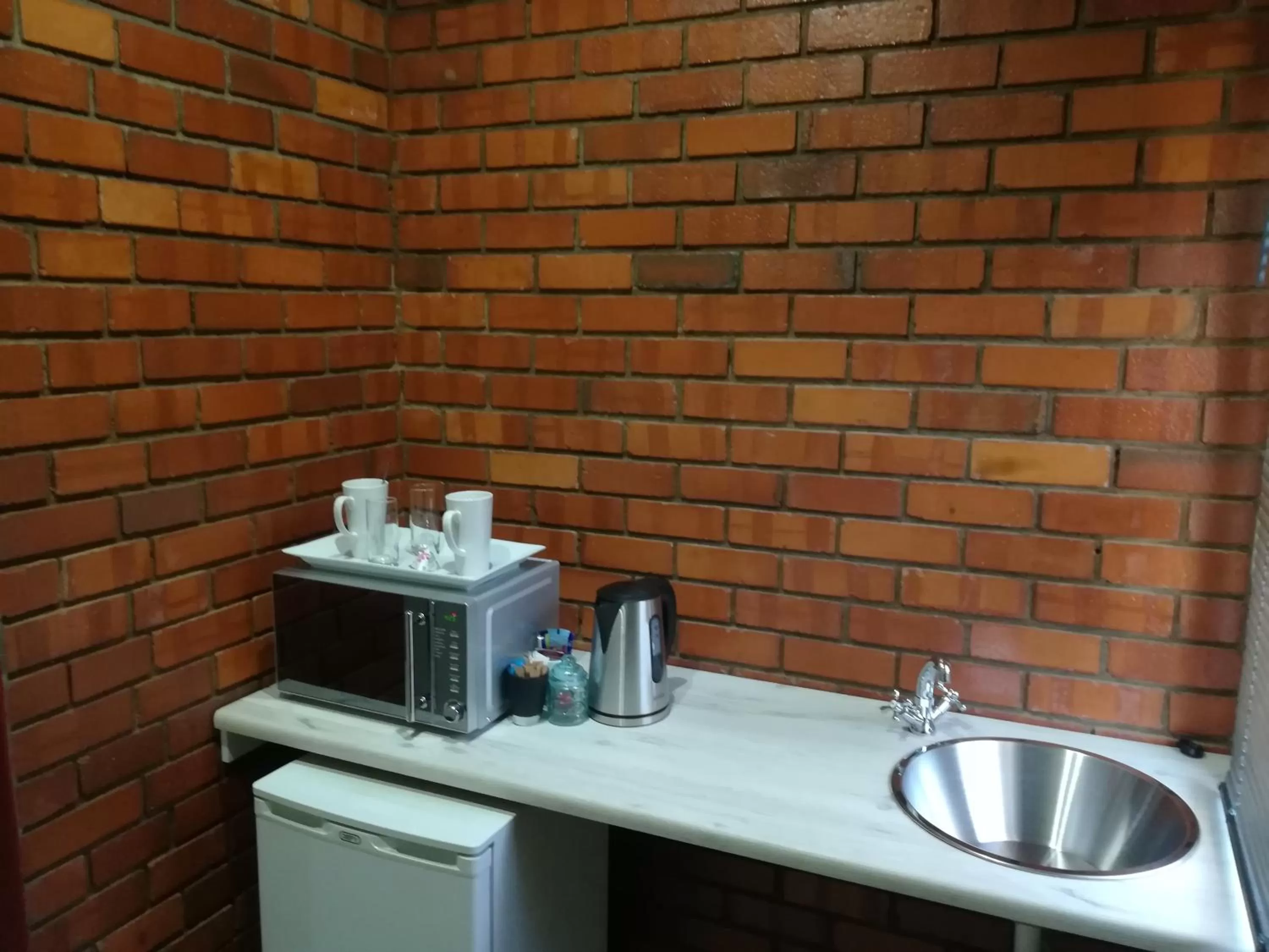 Coffee/tea facilities in Tranquil House B&B @ 121 Berry St