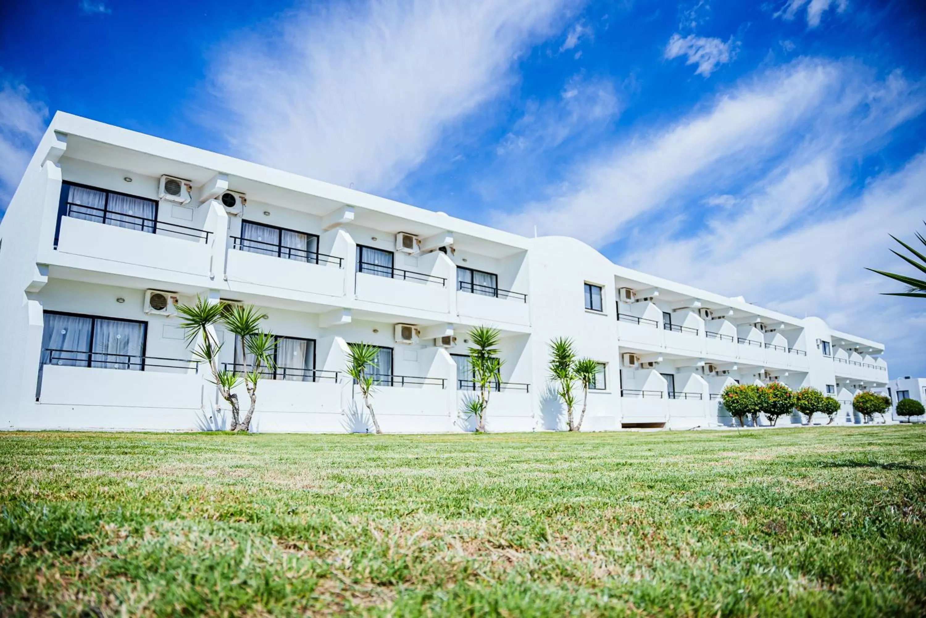 Property Building in Konnos Bay Gardens