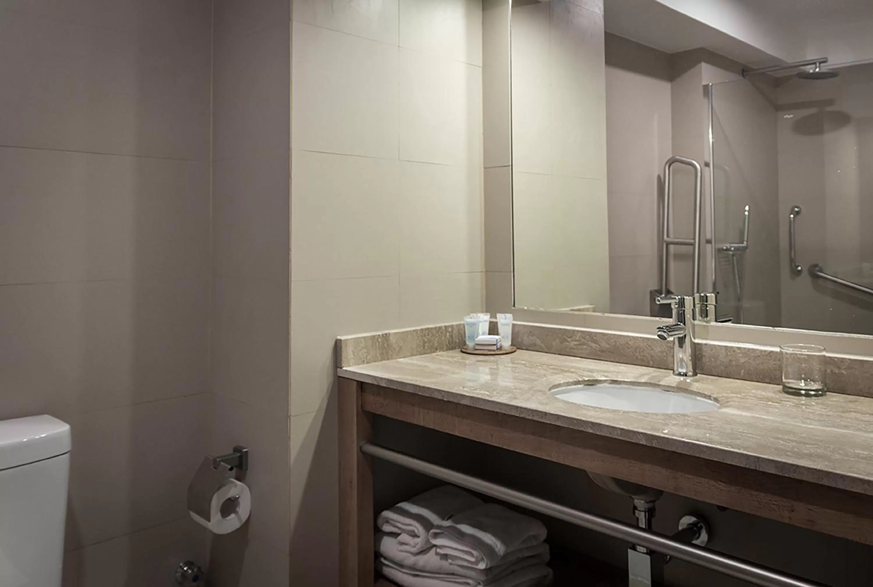 Bathroom in Hotel Club La Serena