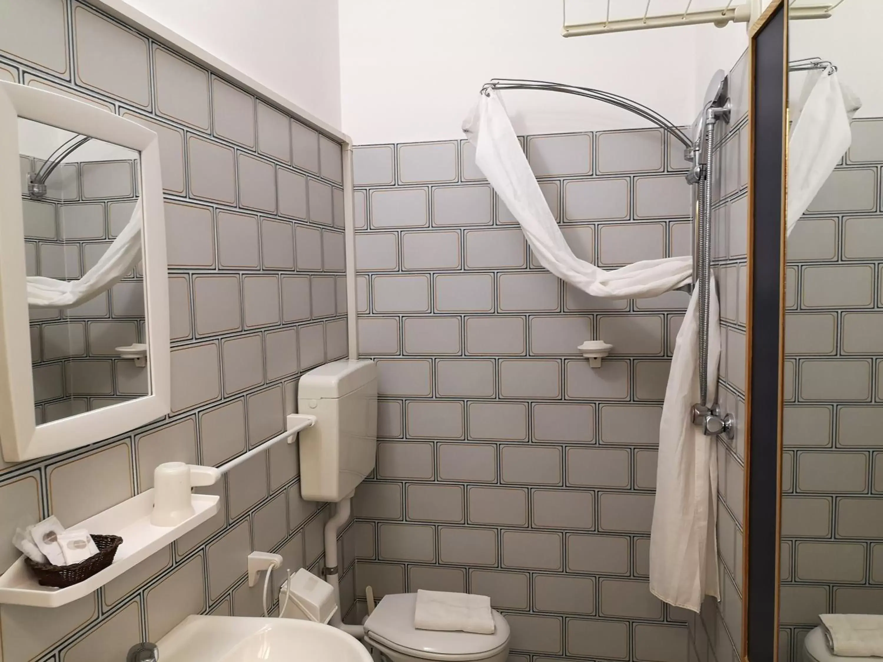 Single Room in Hotel Nives Single Room in Hotel Nives