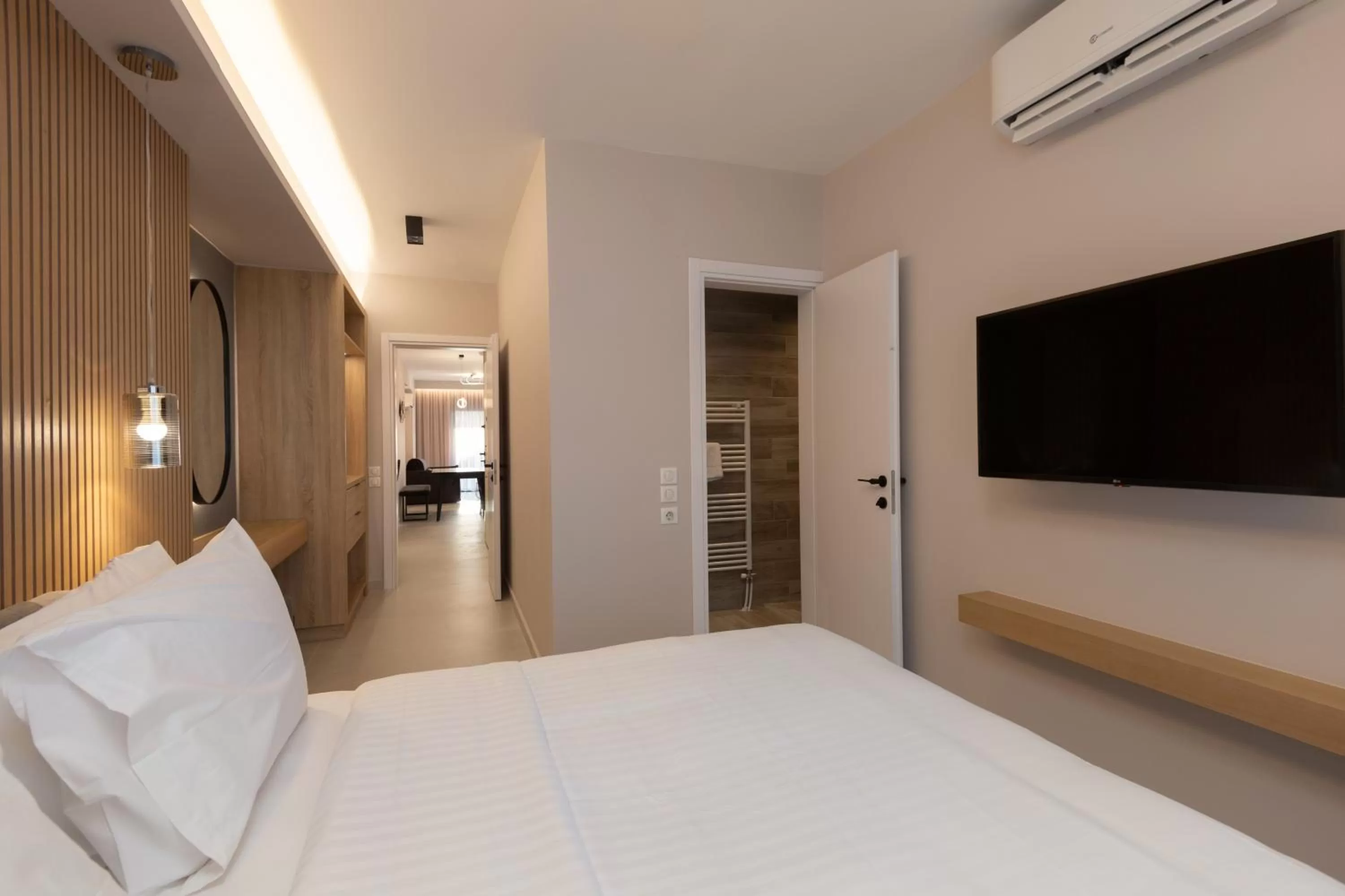 Bed in LUX&EASY Athens Downtown Residences