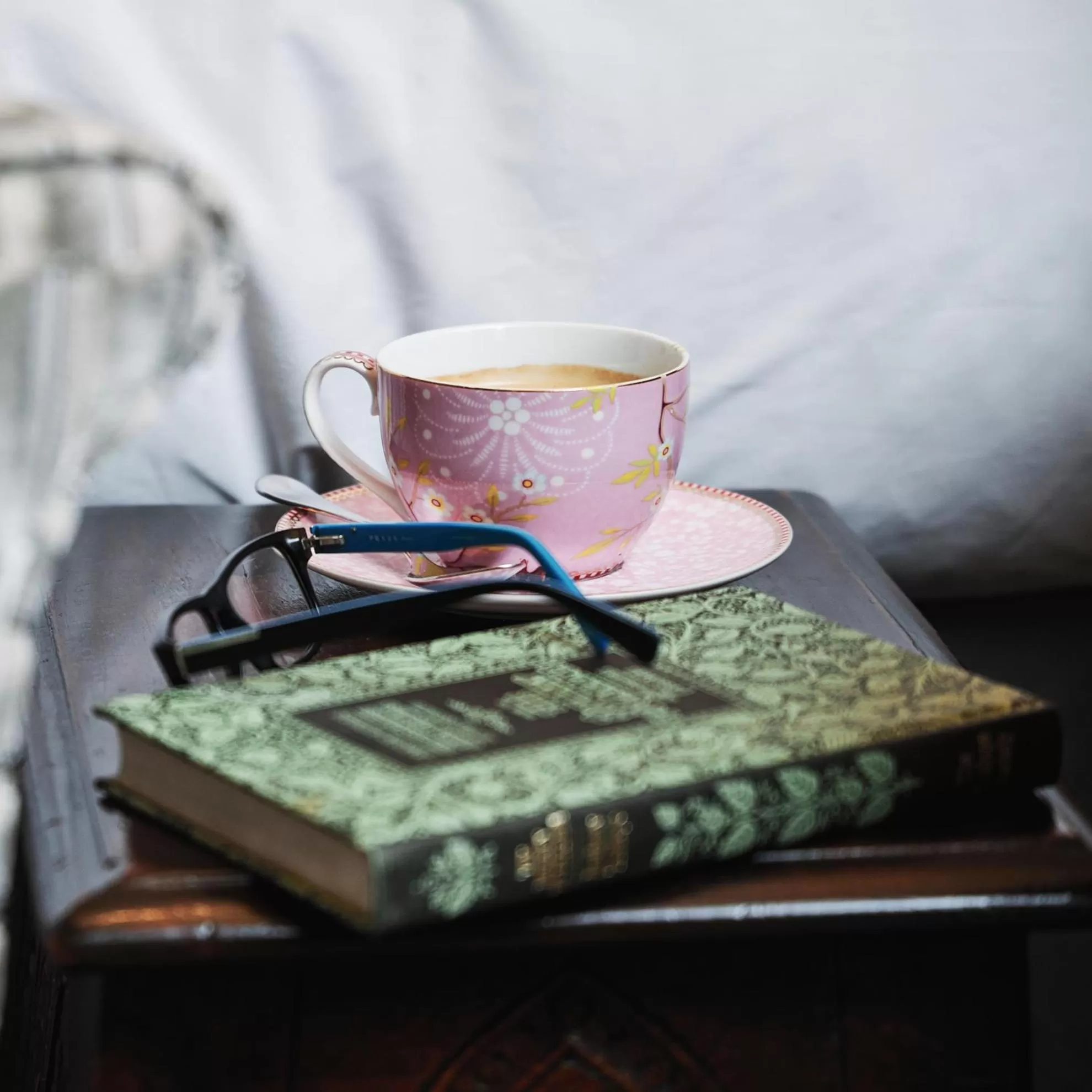 Non alcoholic drinks in Great Fosters - Near Windsor