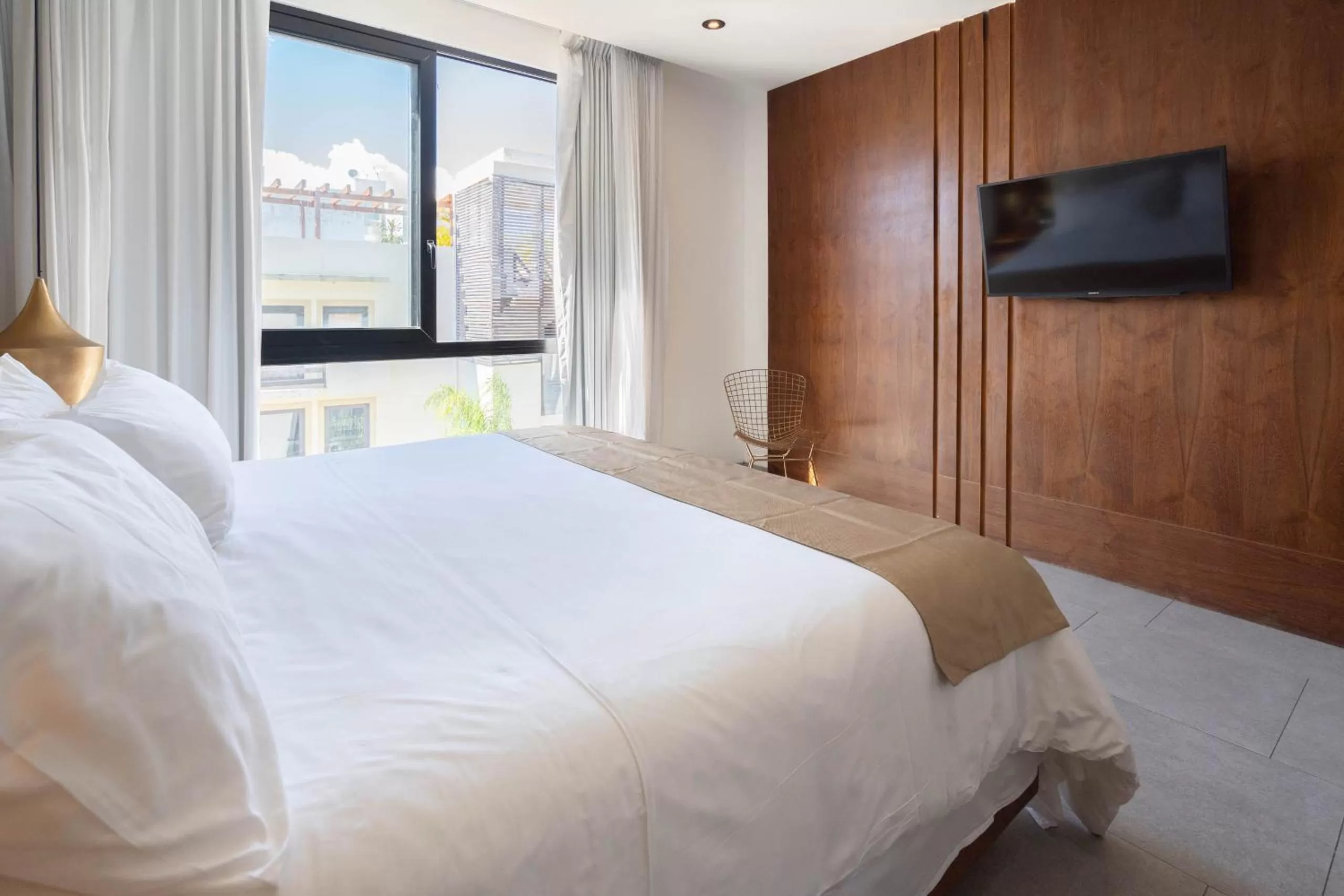 Bed in IT Boutique Hotel & Restaurant