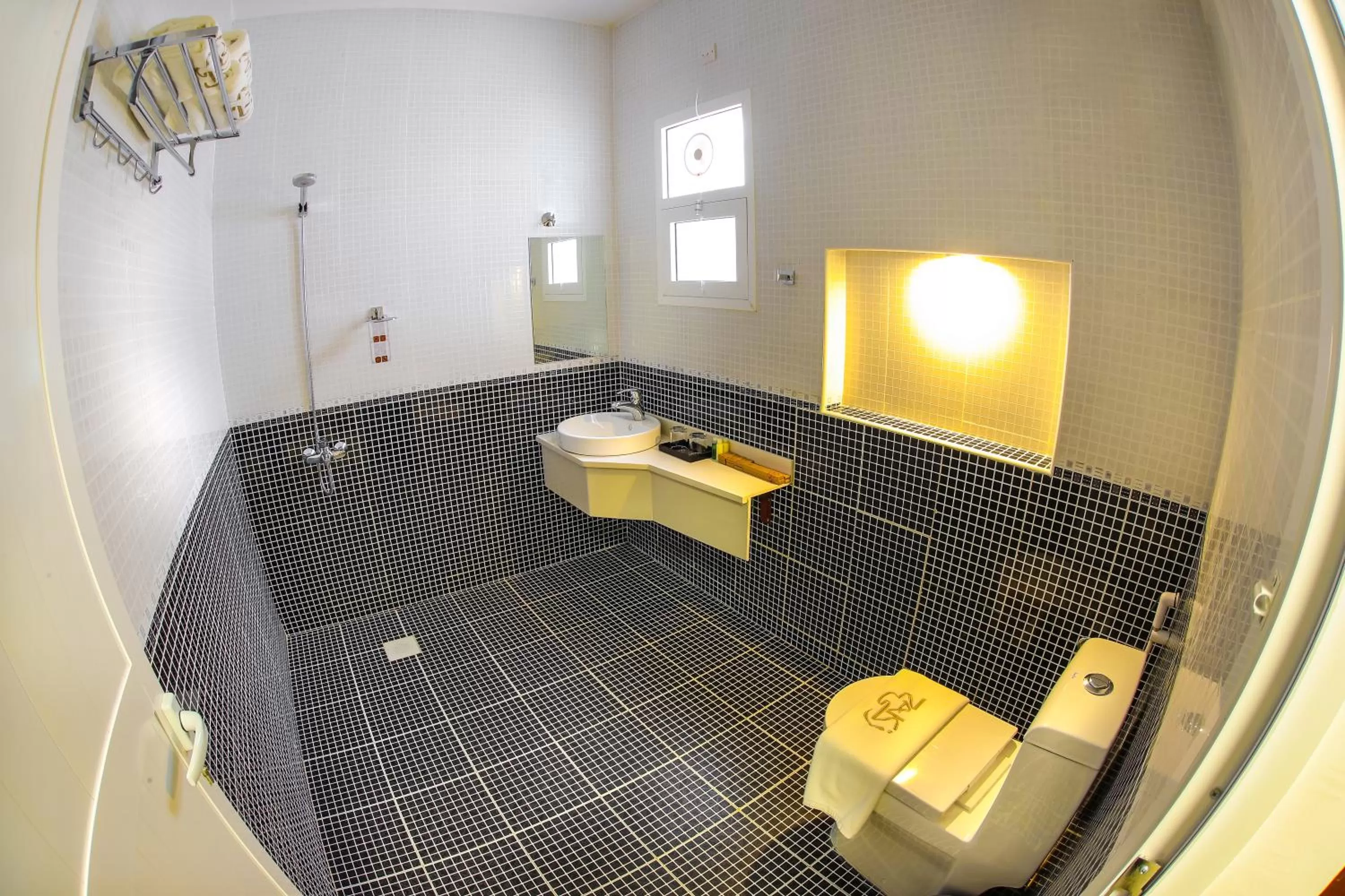 Toilet in Zaki Hotel Apartment