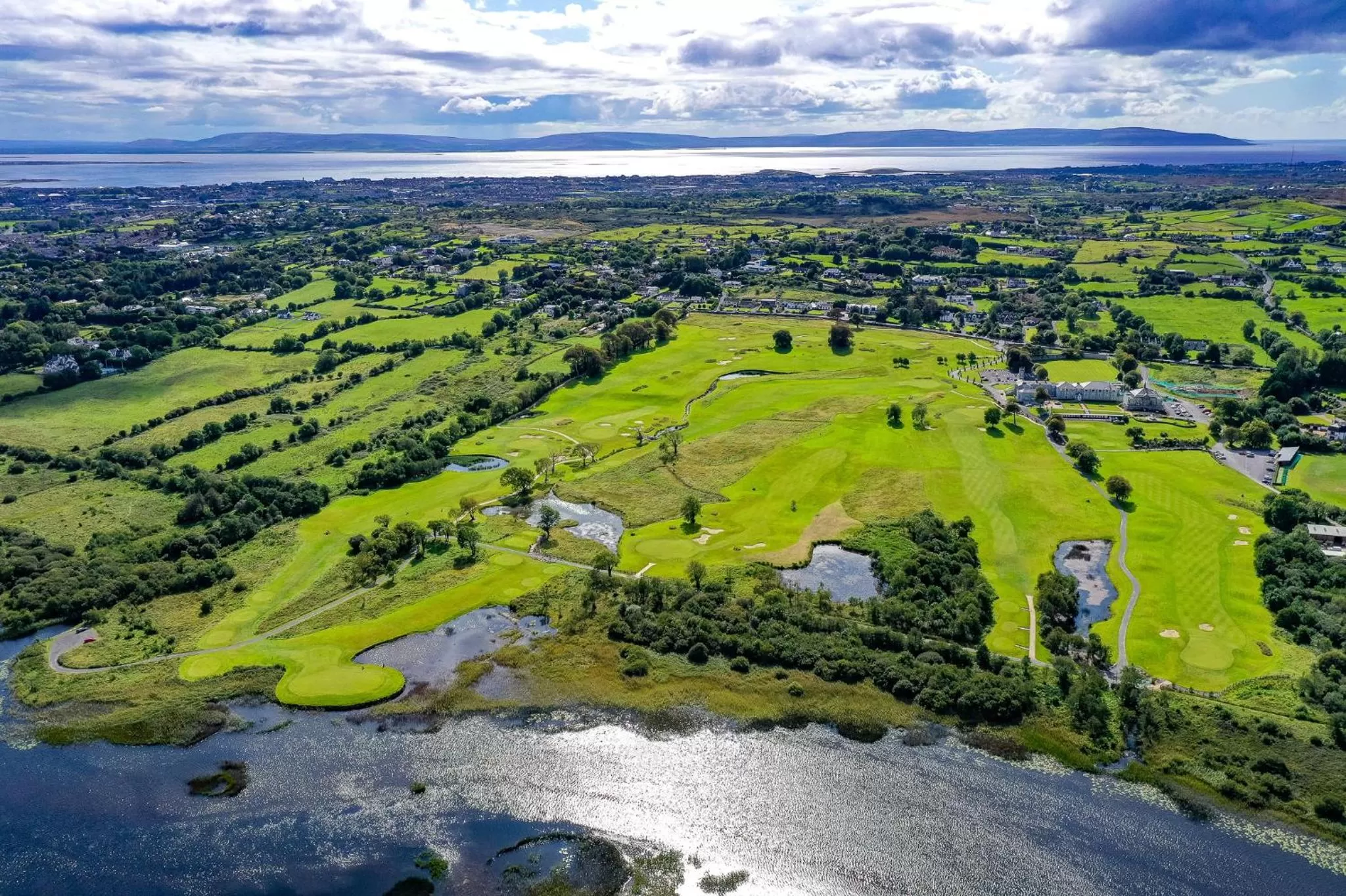 Golfcourse in Glenlo Abbey Hotel