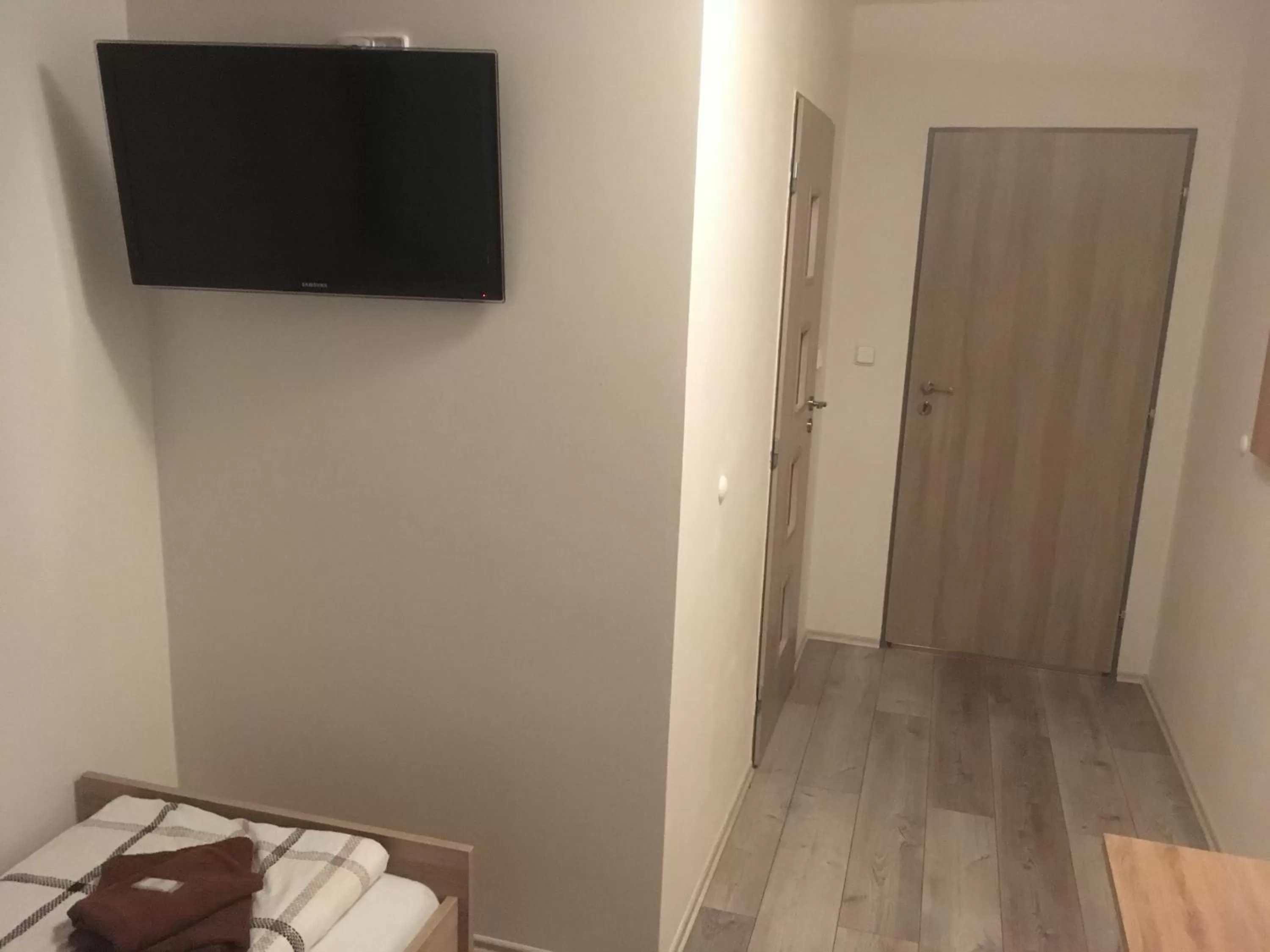 Photo of the whole room, TV/Entertainment Center in Penzion Vesely