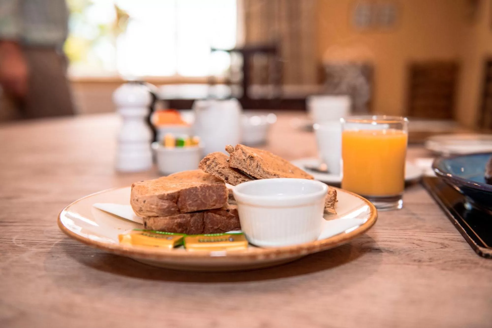 Breakfast in The Wellington Heifer