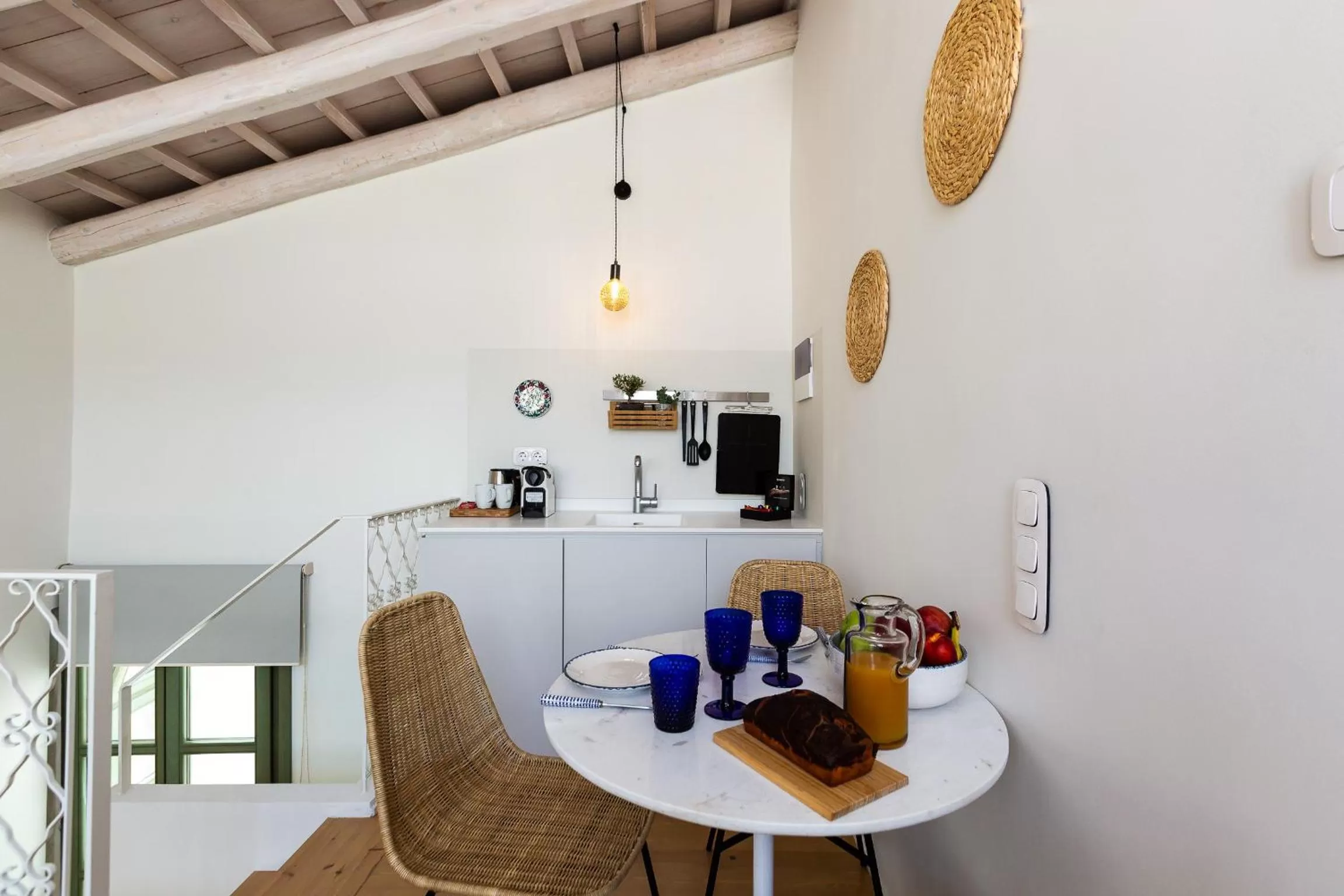 Kitchen/Kitchenette in Neratze Hammam Suites