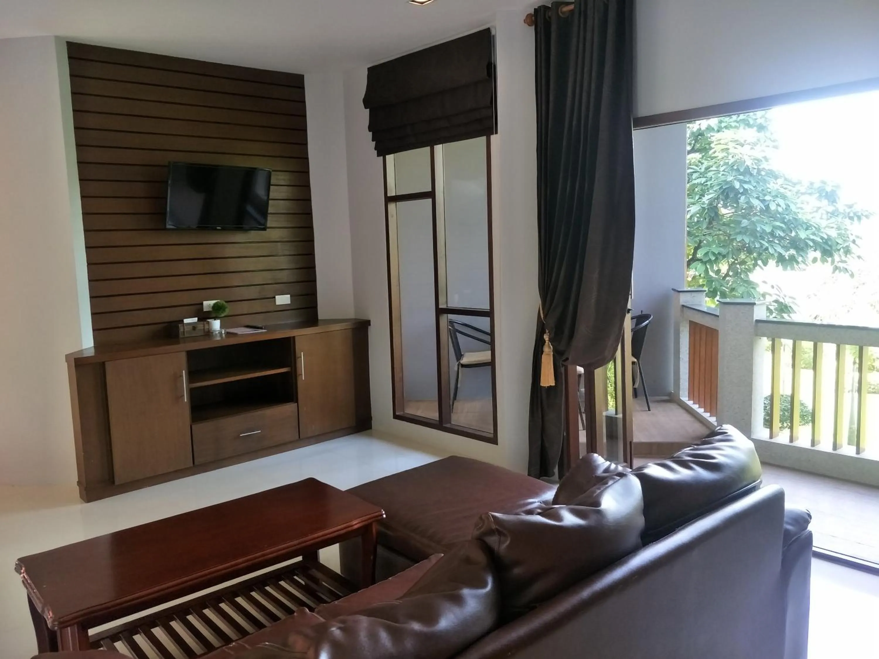 Living room in Lanta Intanin Resort - SHA Extra Plus