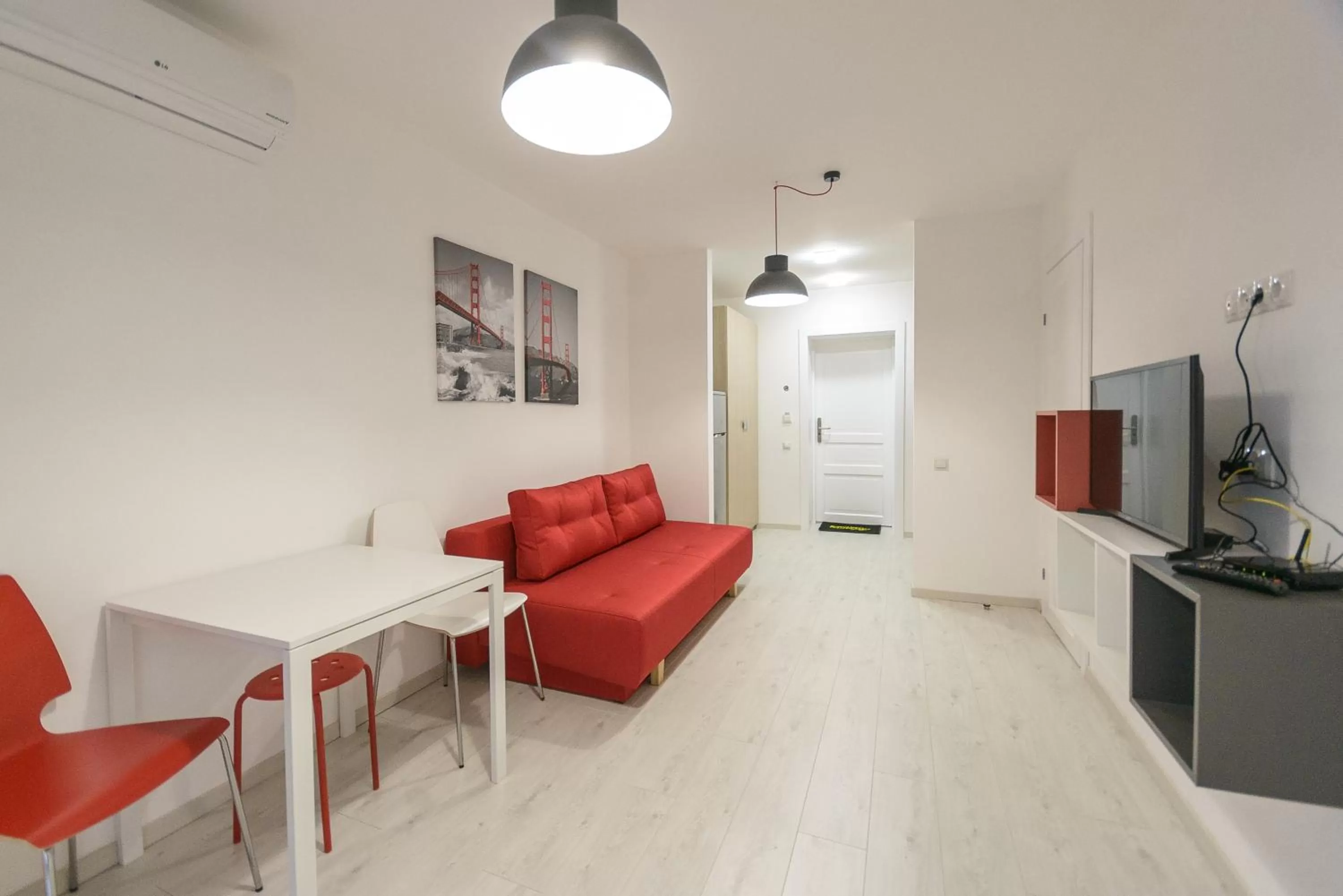 Living room, Lounge/Bar in Partner Guest House