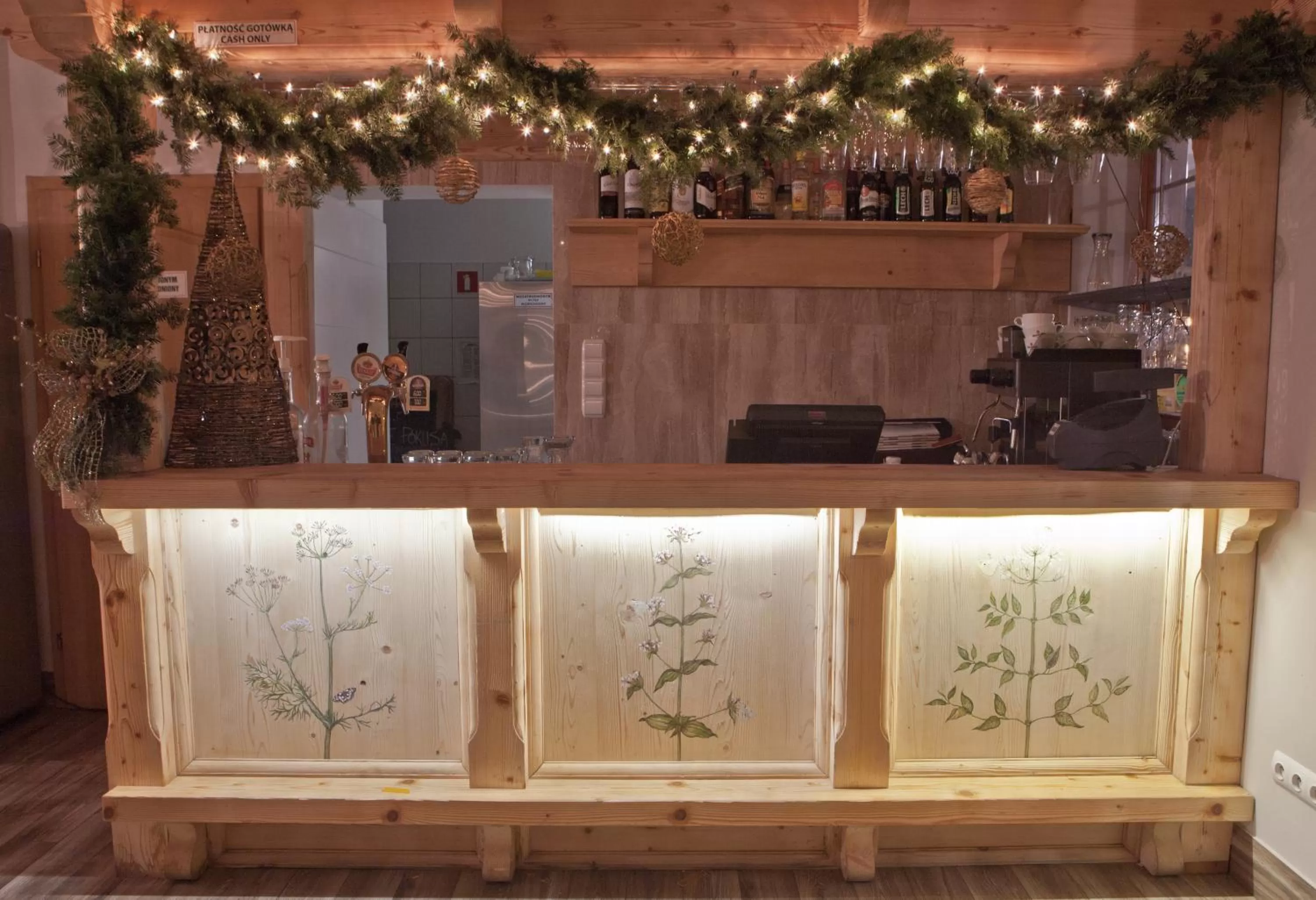 Restaurant/places to eat in Willa Pokusa