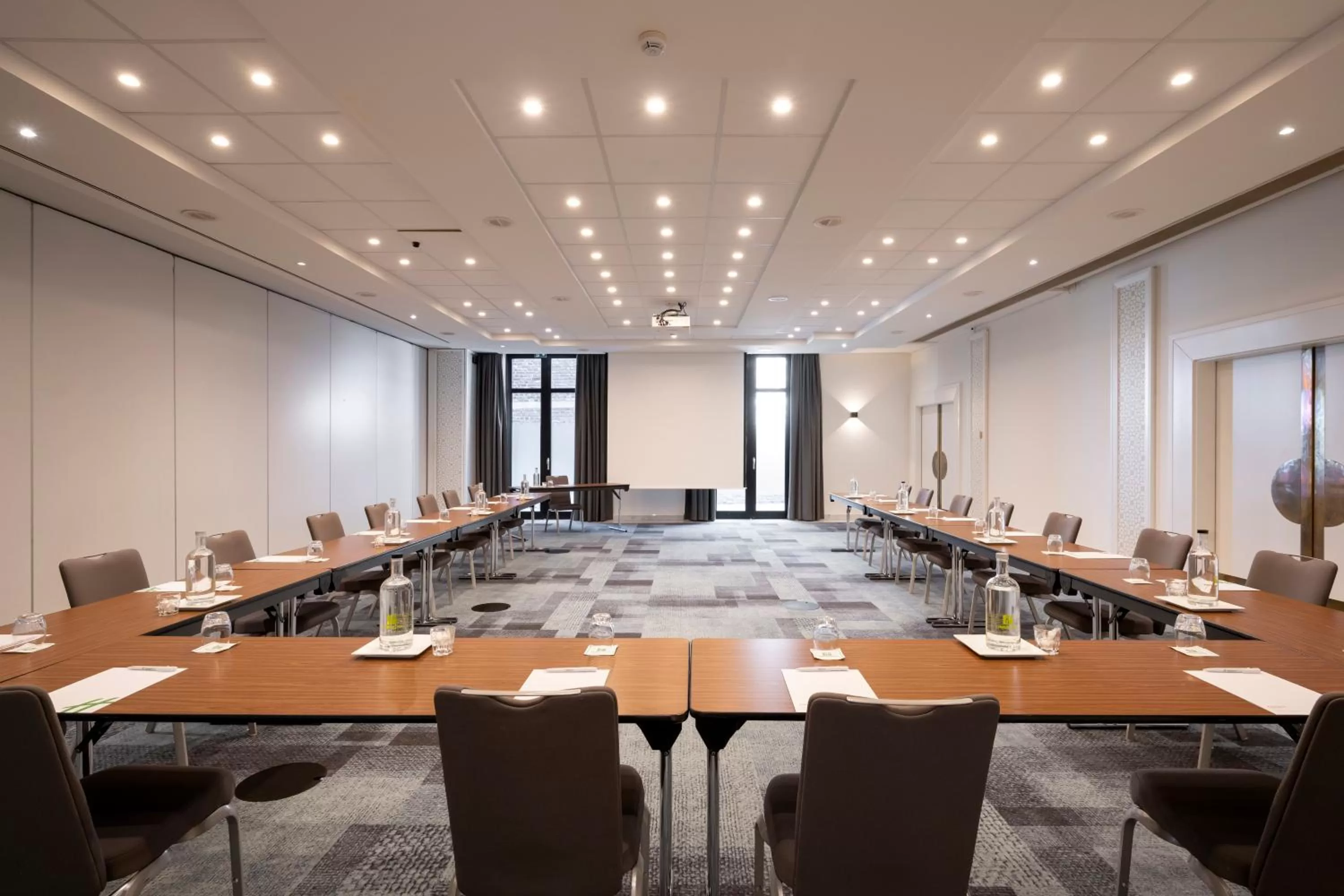 Meeting/conference room in Holiday Inn Hasselt by IHG