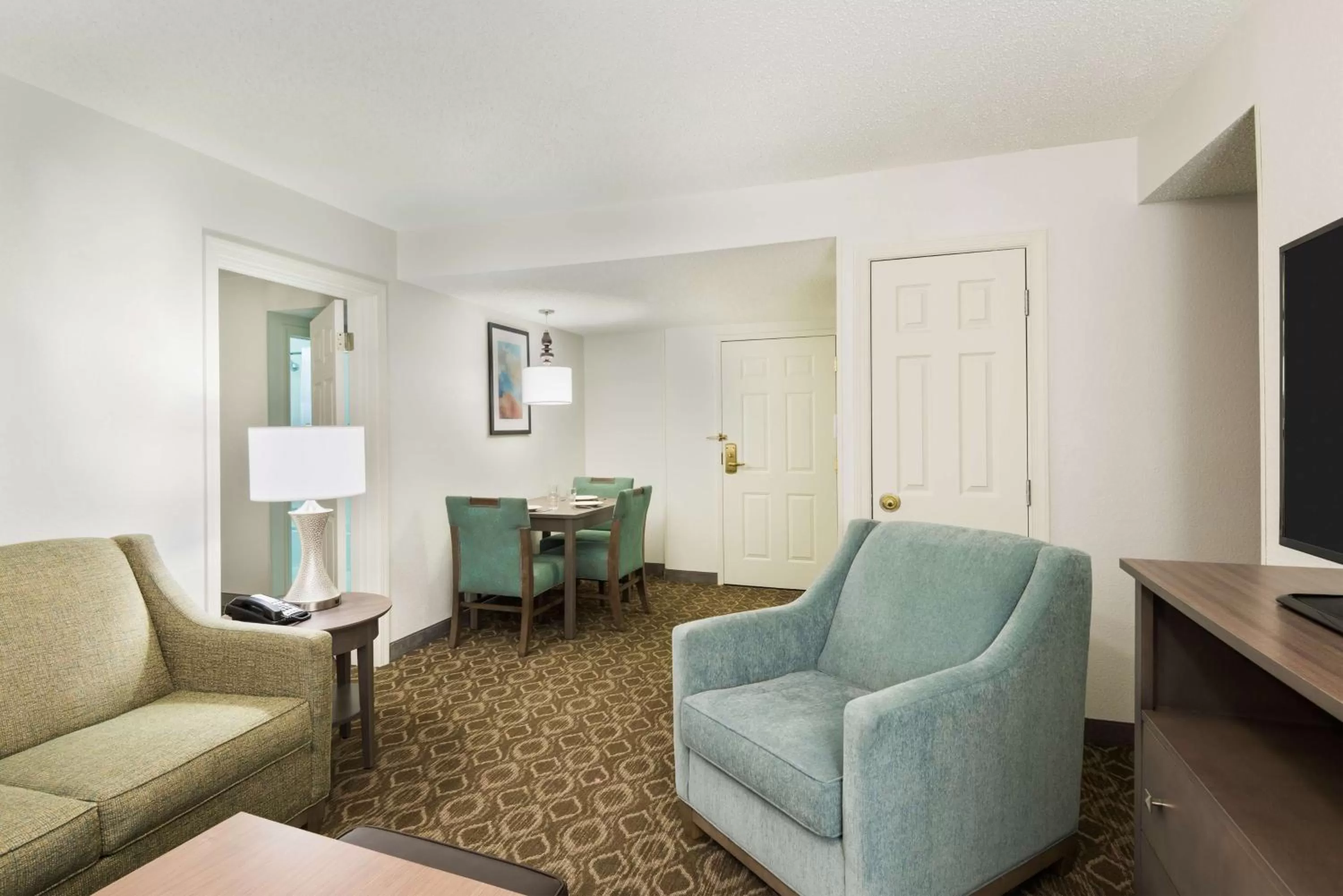 Living room in Homewood Suites by Hilton Baton Rouge