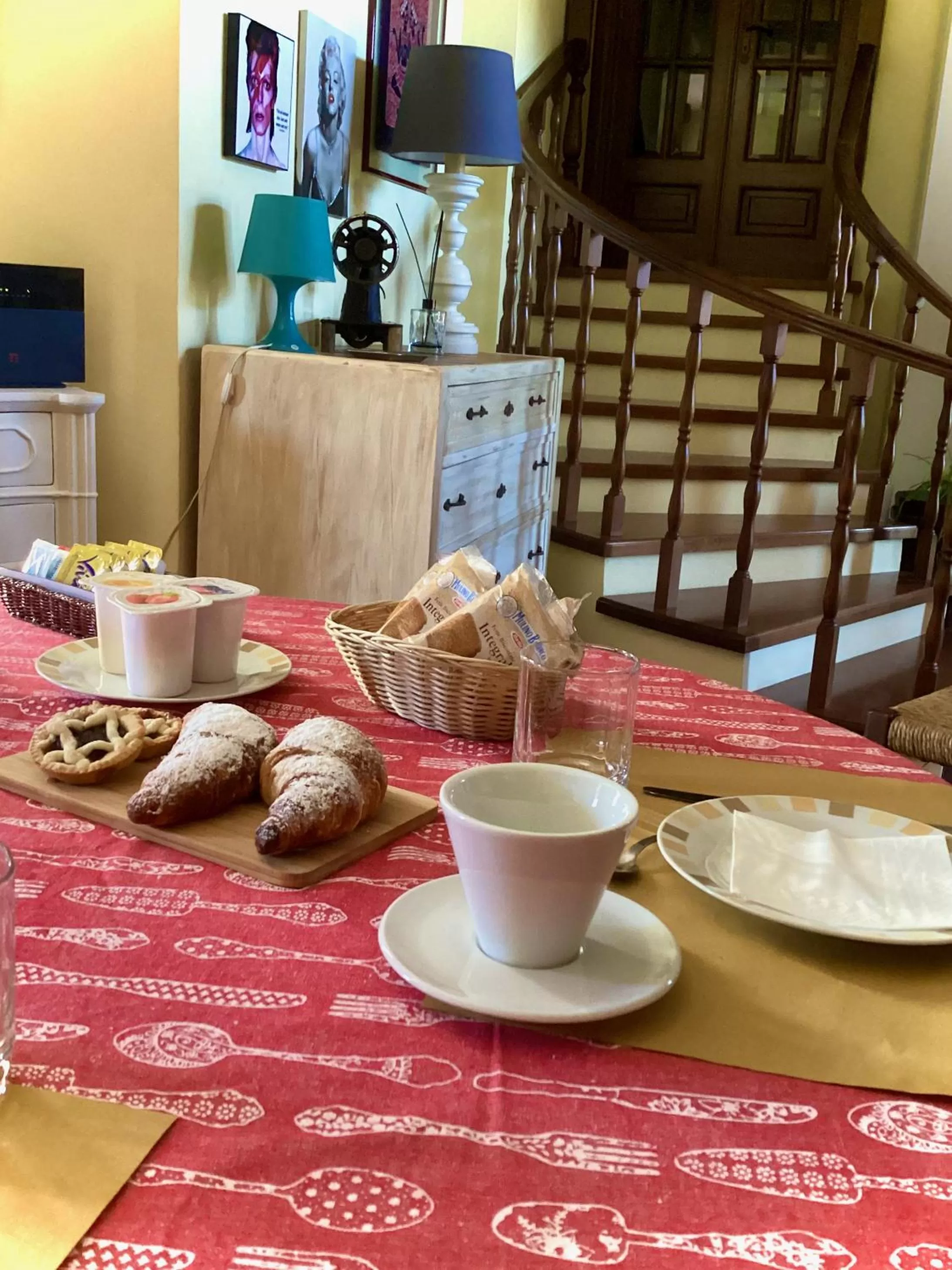 Villa Orsini - A Retreat in Pisa - Food and Relax