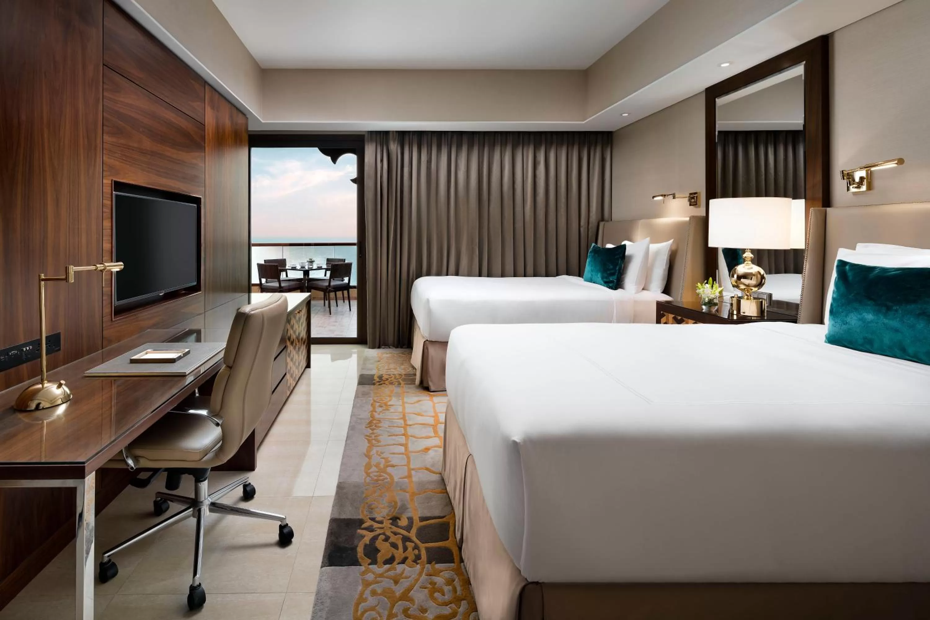 TV and multimedia, Bed in Fairmont Ajman
