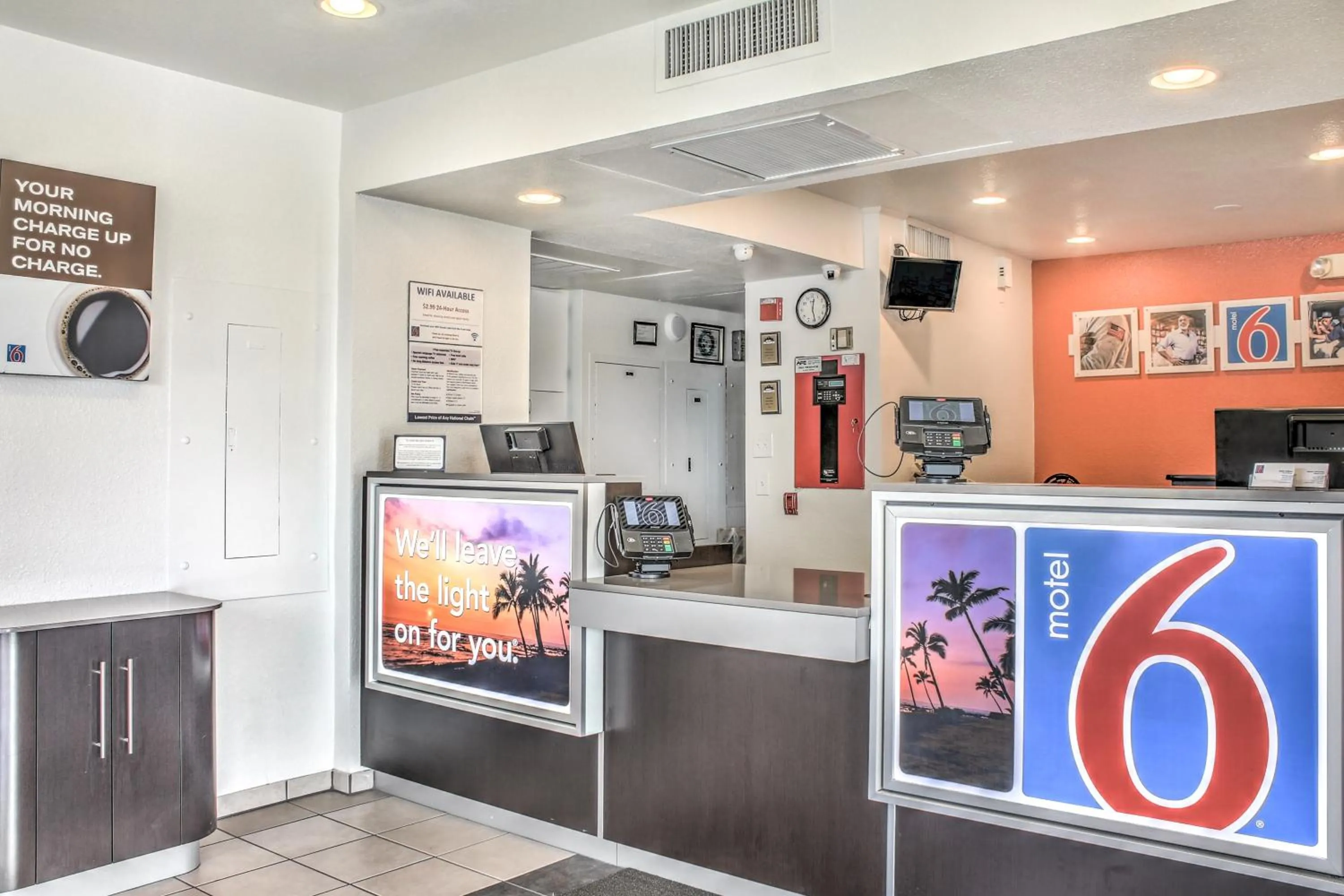 Lobby or reception in Motel 6-Mojave, CA