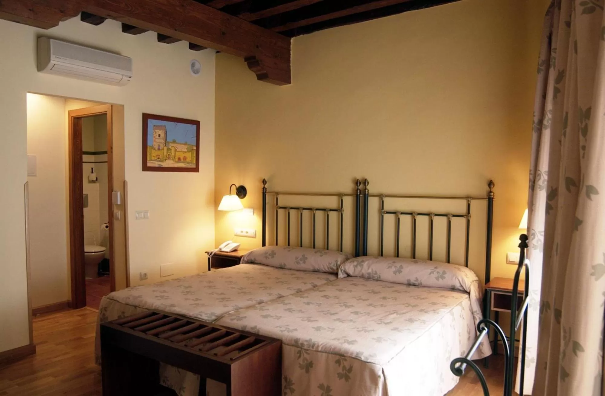 Photo of the whole room, Bed in Hotel Spa La Casa Mudéjar
