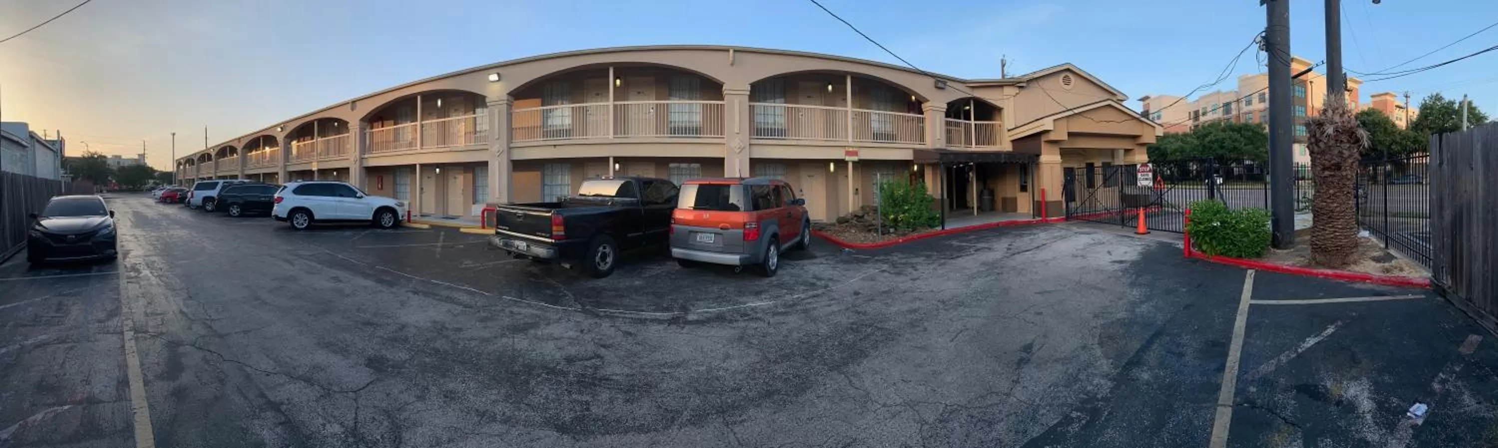 Property building in Americas Best Value Inn-Near NRG Park/Medical Center