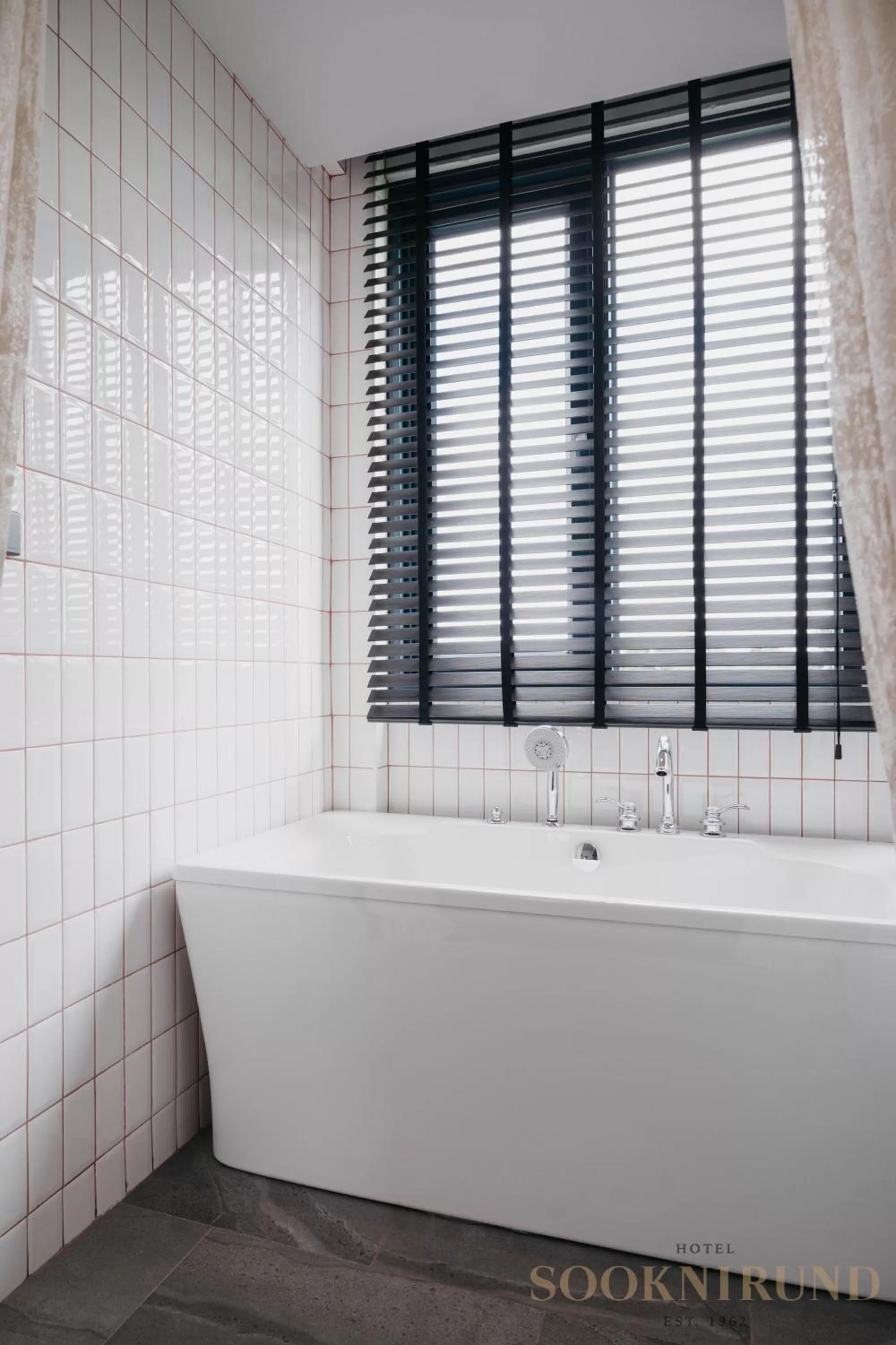 Bathroom in SOOKNIRUND HOTEL