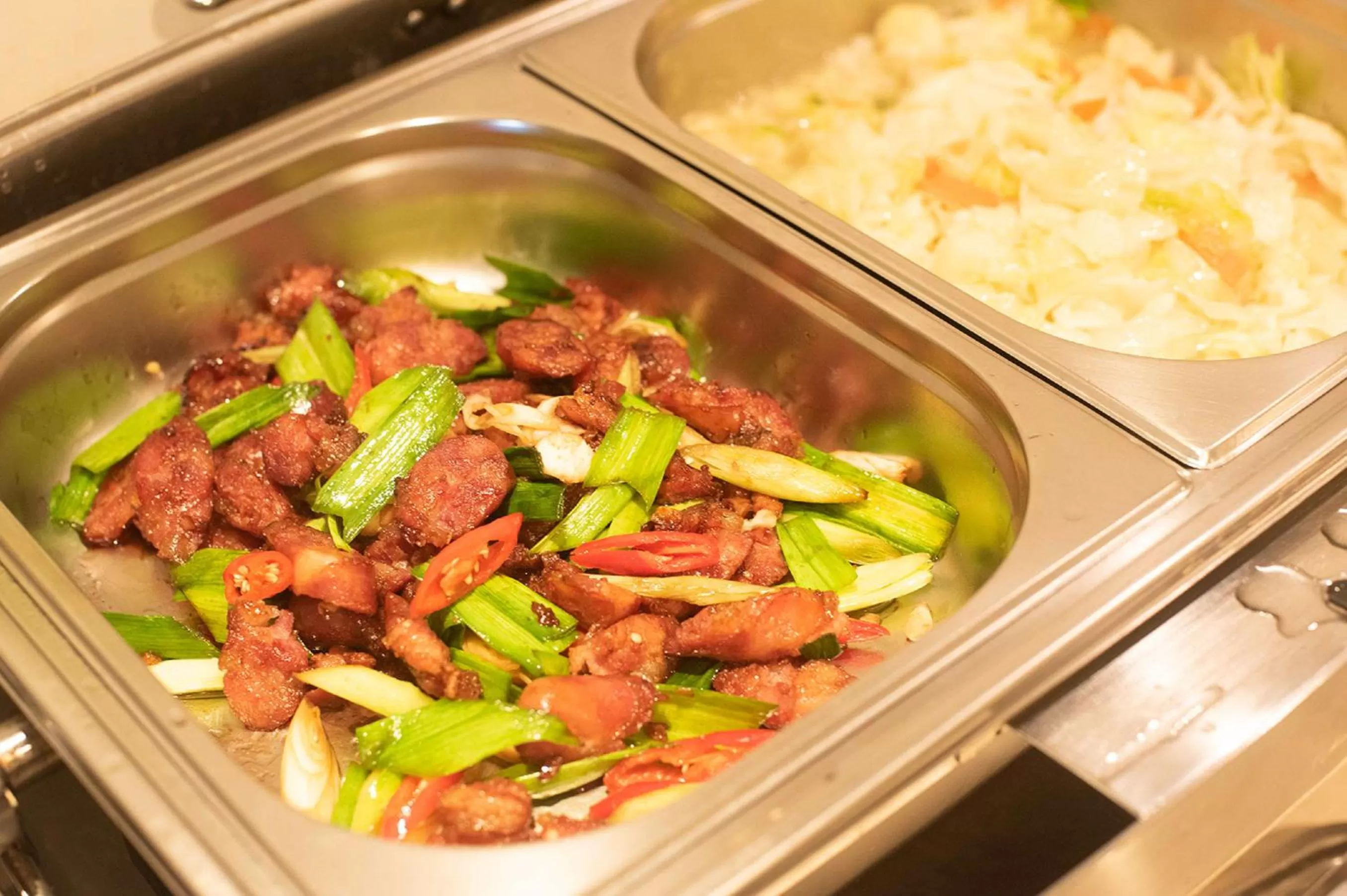 Buffet breakfast, Food in Discovery Motel - Yanping