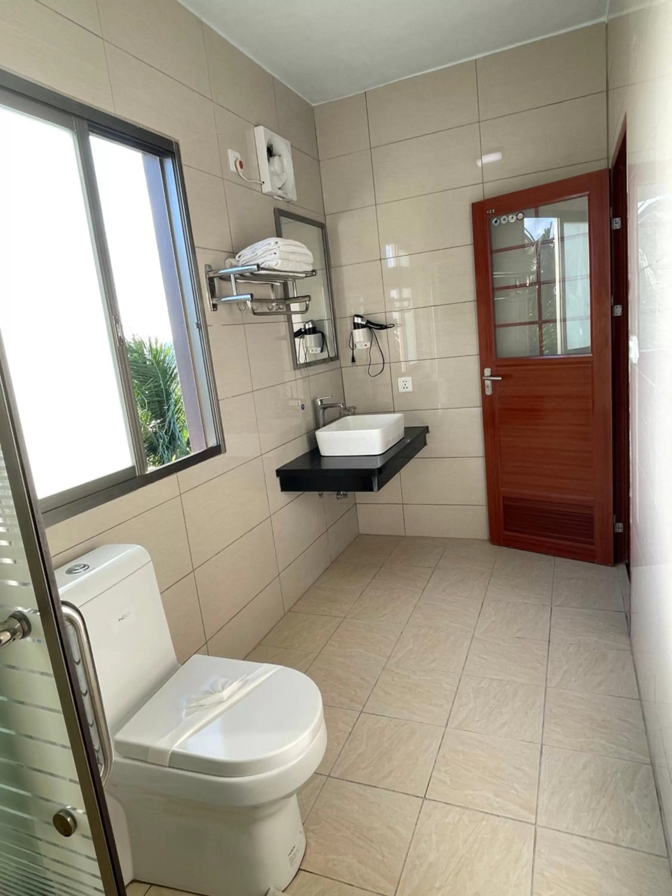 Caye Caulker Beach Hotel